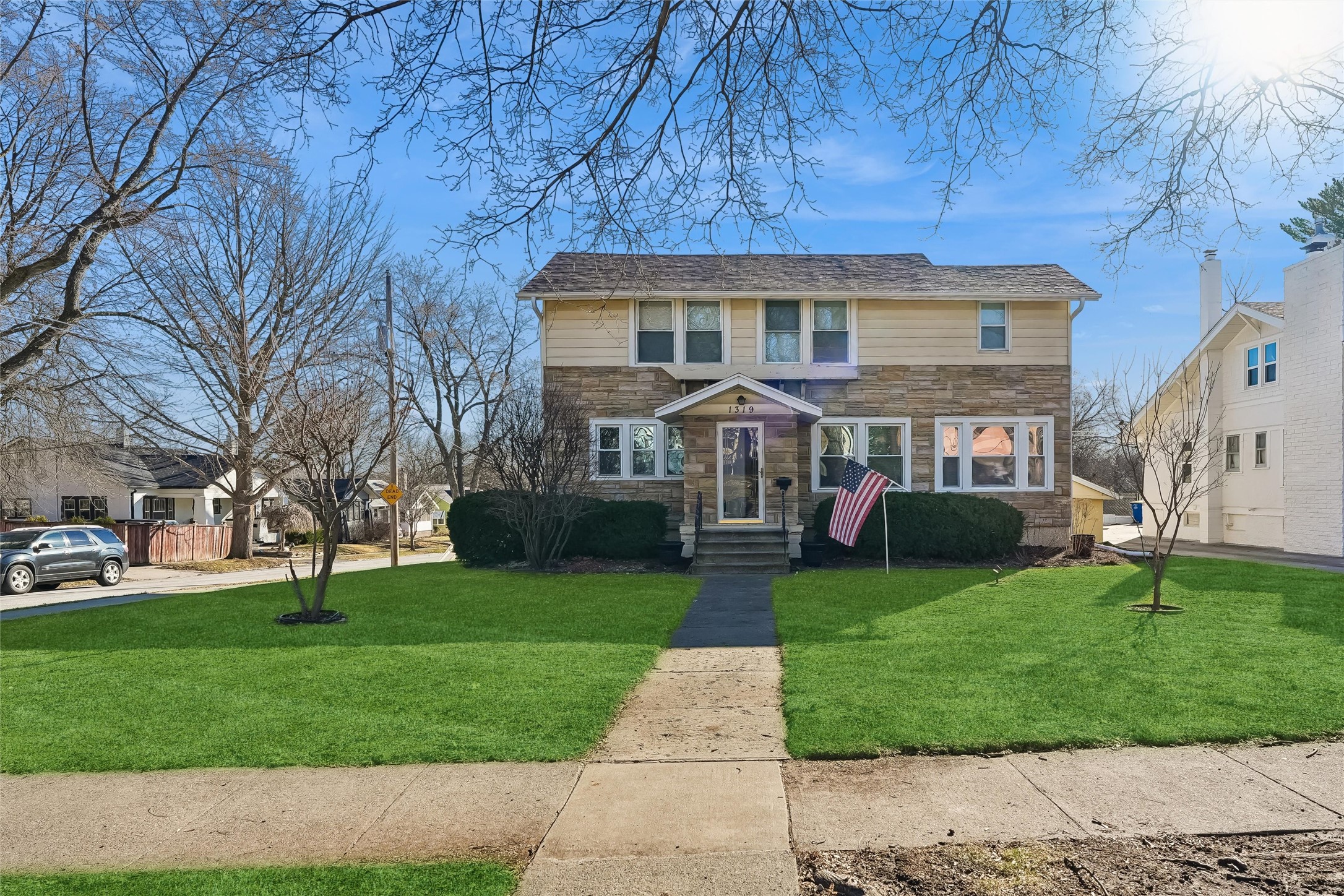 1319 39th Street Property Photo 1