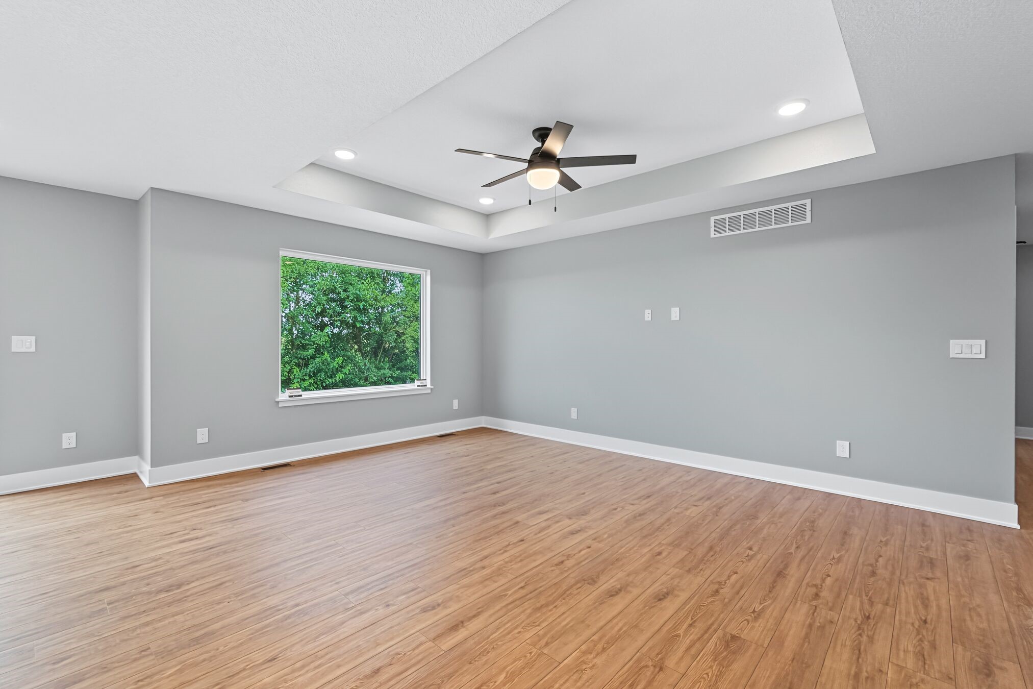 307 W Clay Street Property Photo 12