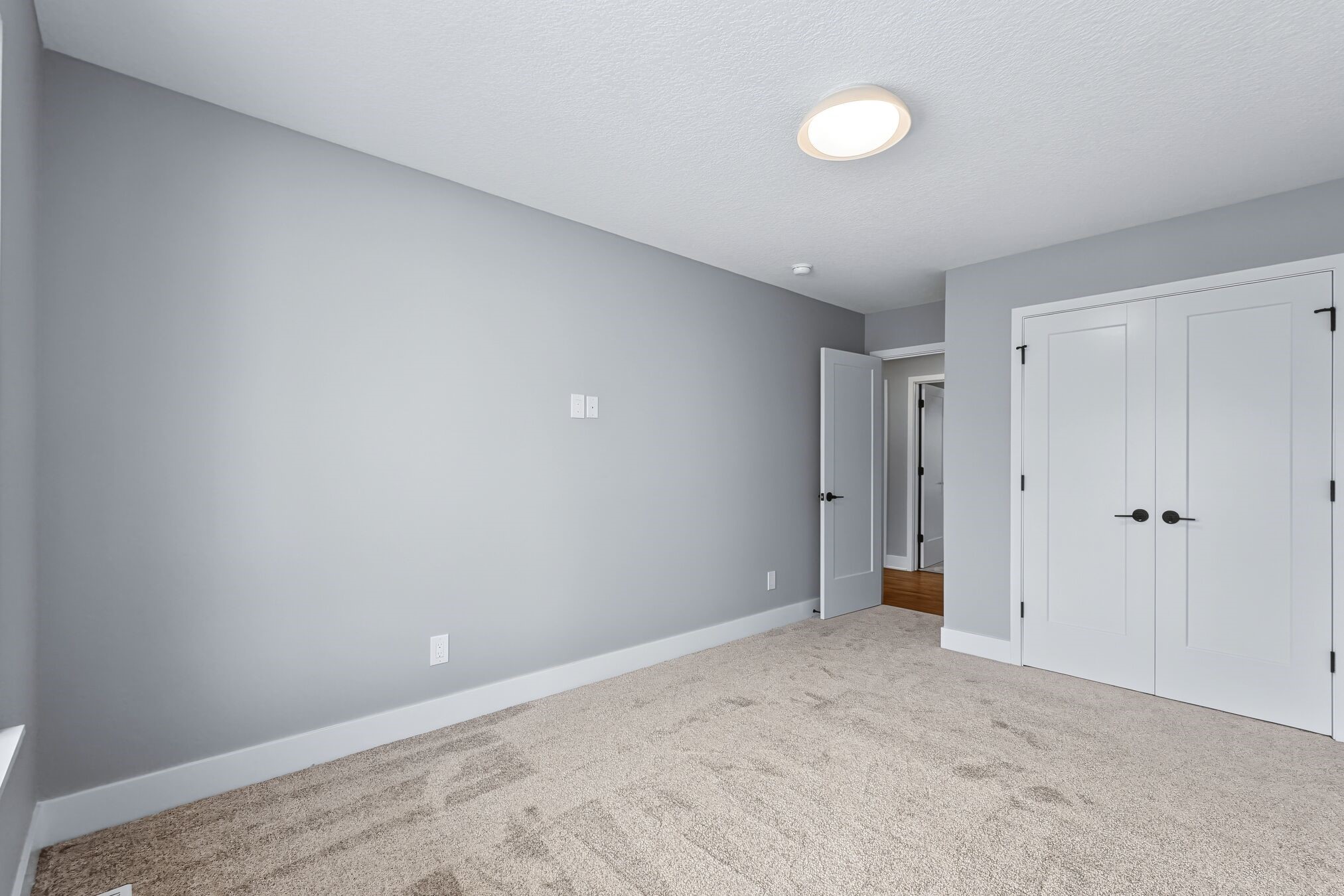 307 W Clay Street Property Photo 25