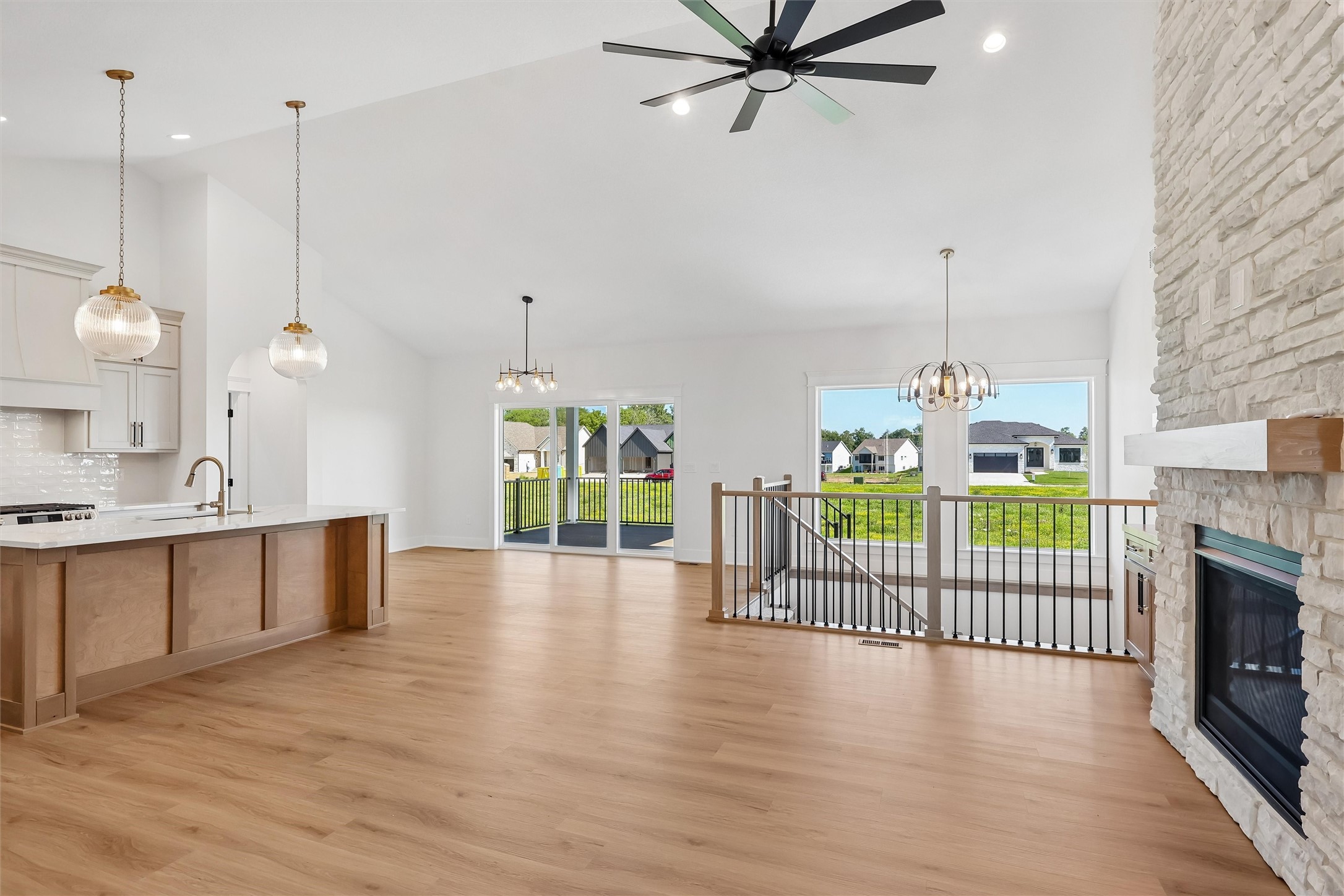 17537 Northview Drive Property Photo 4
