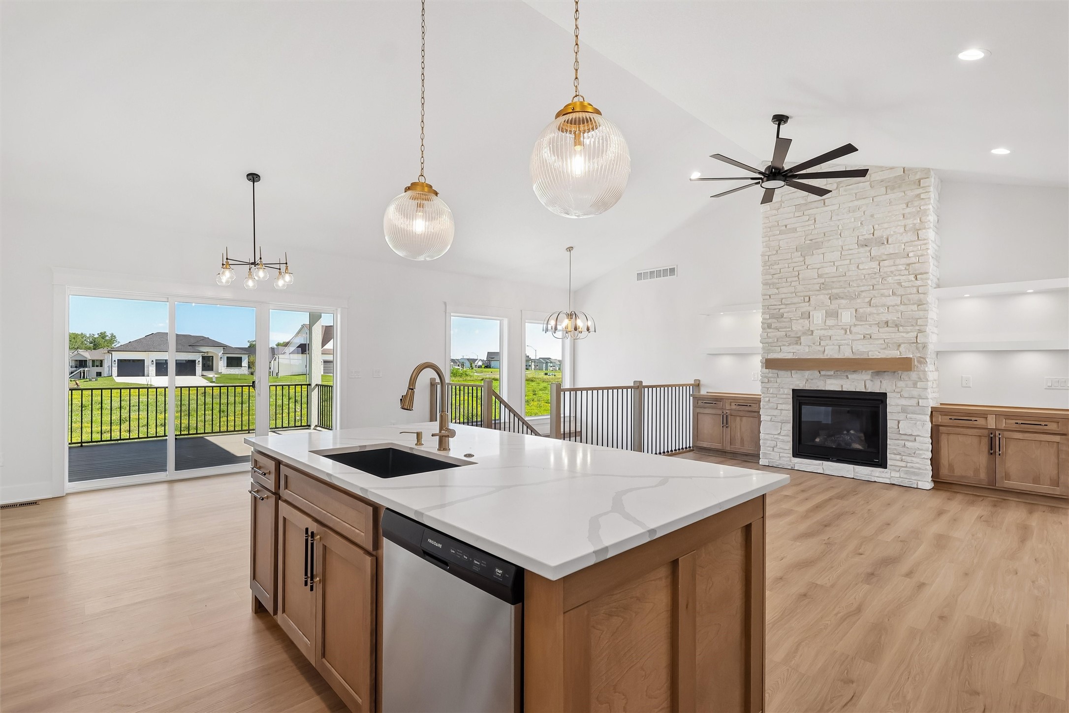 17537 Northview Drive Property Photo 8