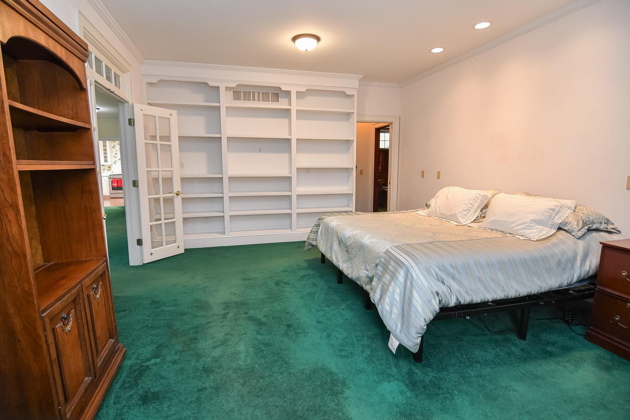 202 Coover Avenue Property Photo 6