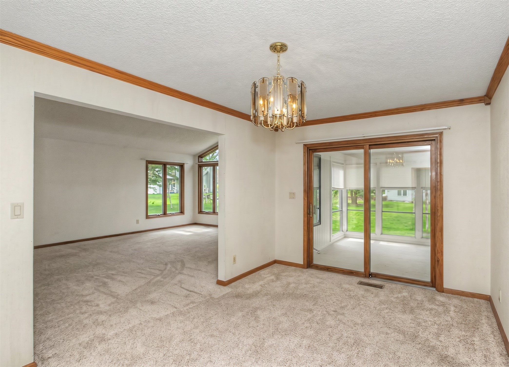 2126 Buchanan Drive Property Photo 6