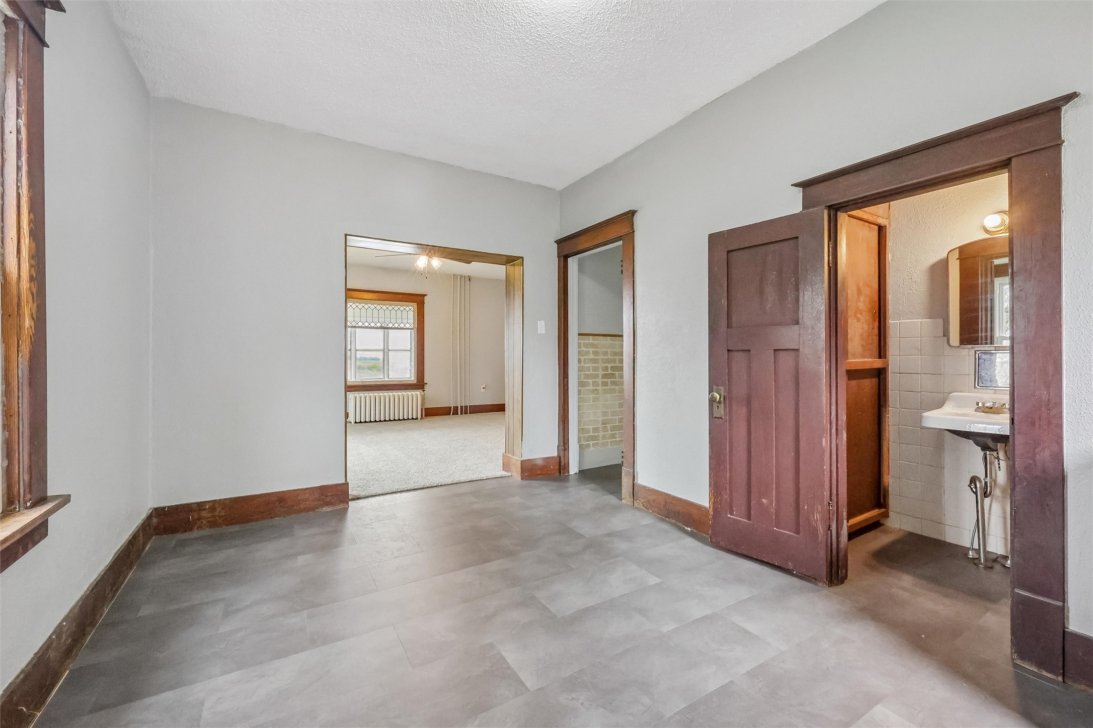 22346 245th Street Property Photo 17
