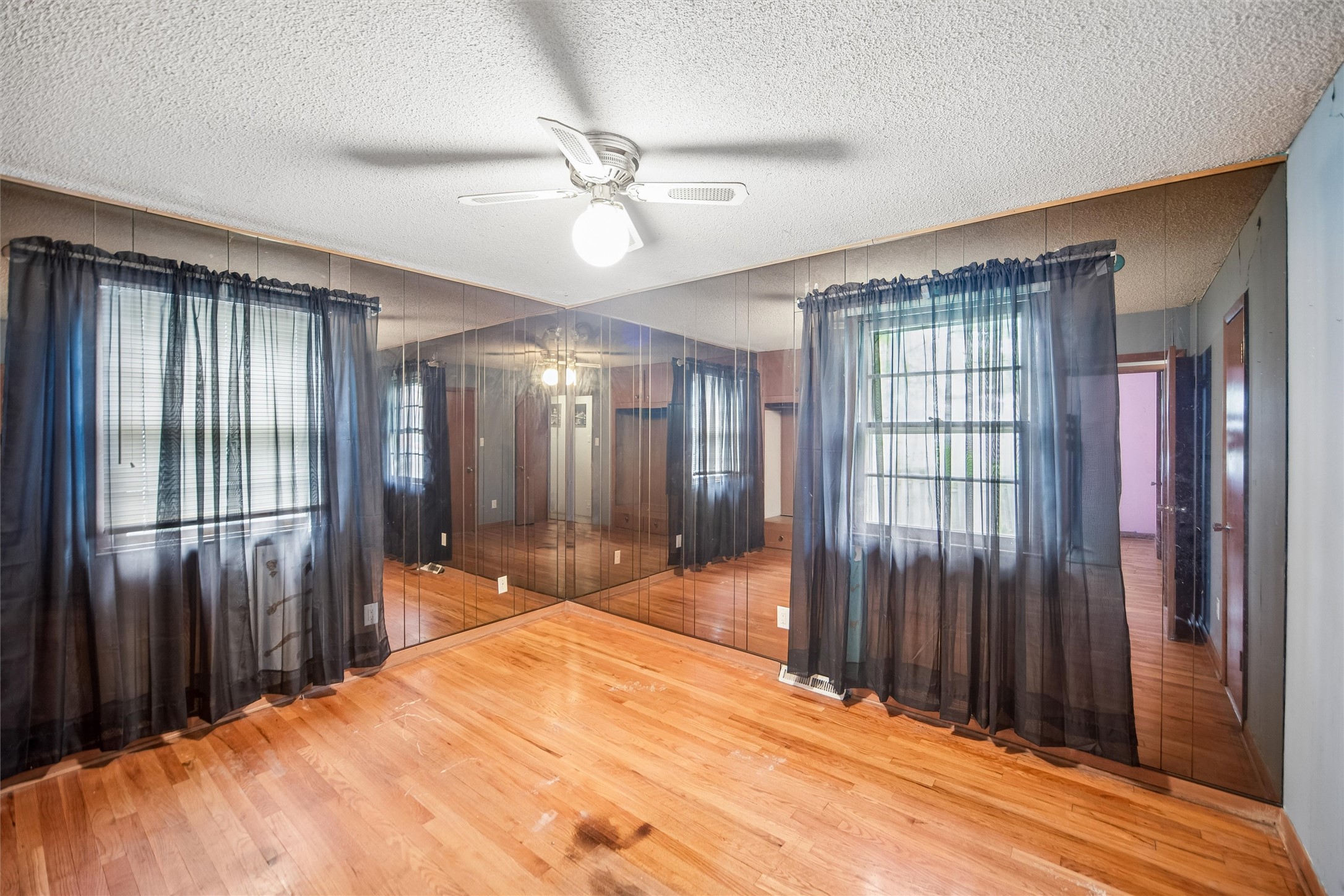 223 Miller Avenue Property Photo 8
