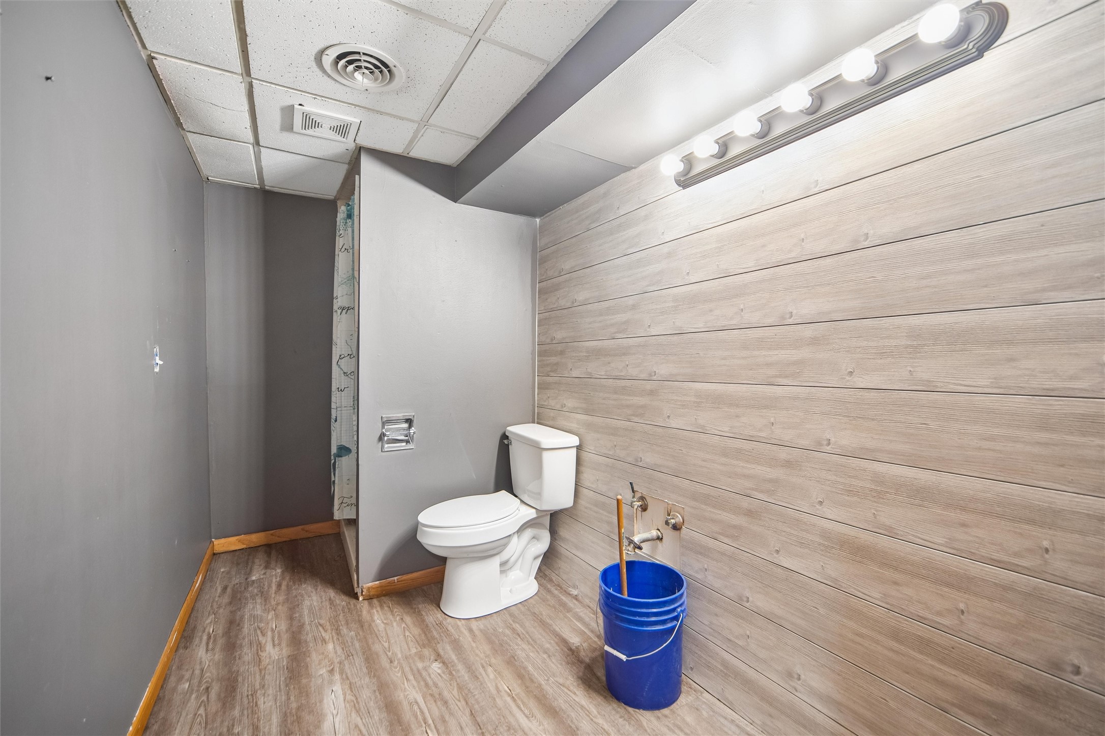 223 Miller Avenue Property Photo 17