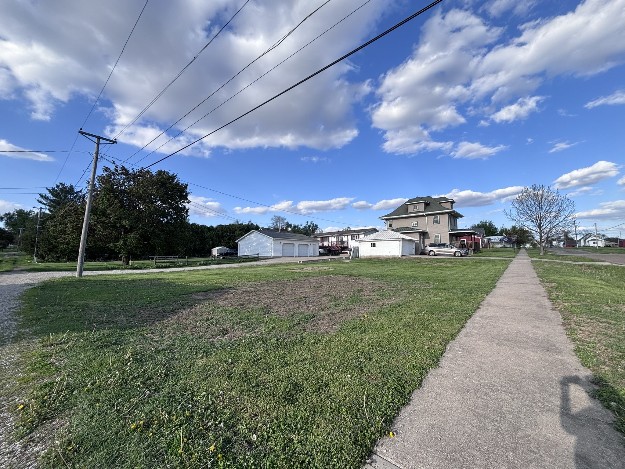 1402 4th Avenue Property Photo 2