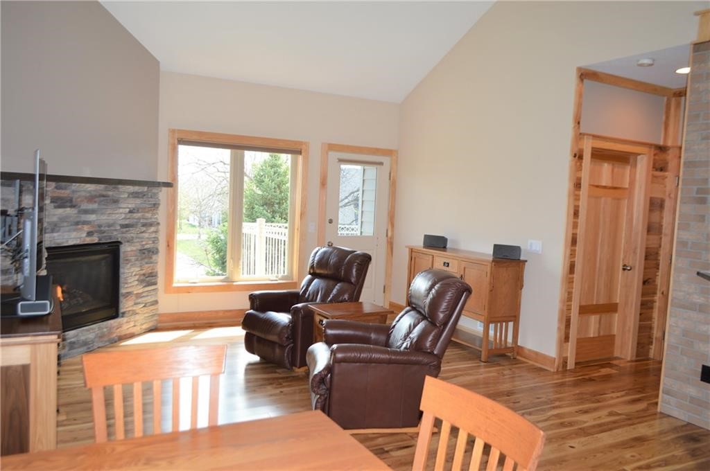 5437 Prairie Parkway Property Photo 5