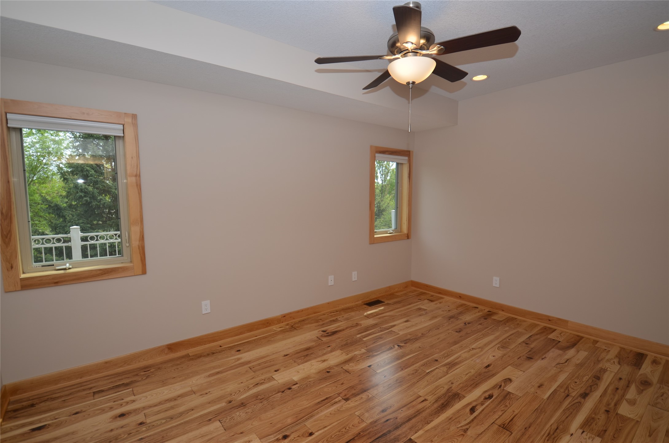 5437 Prairie Parkway Property Photo 9