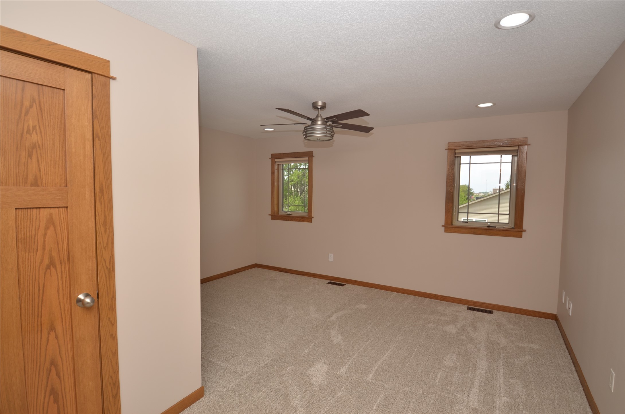 5437 Prairie Parkway Property Photo 18