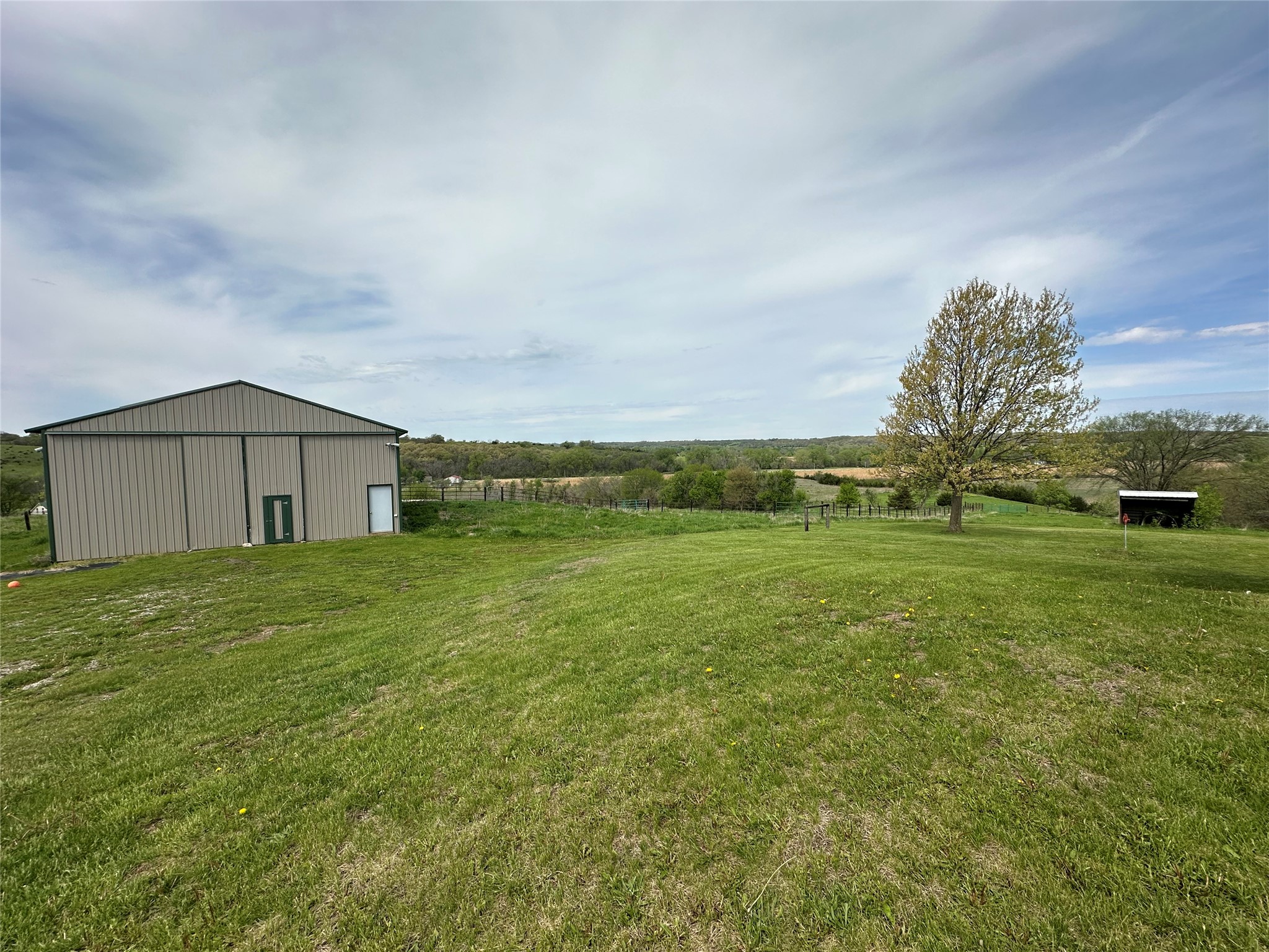 3011 Settlers Trail Property Photo 4