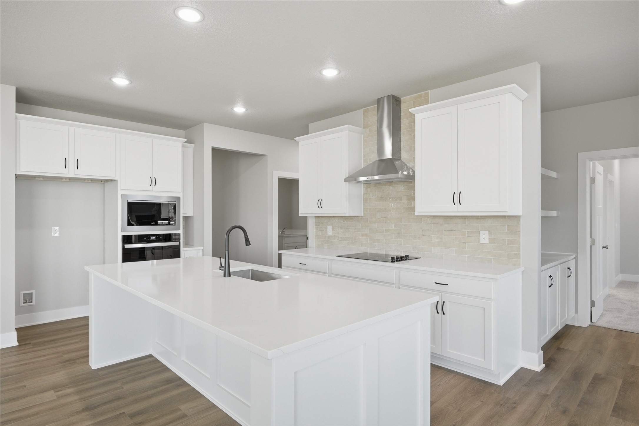 4731 179th Street Property Photo 10