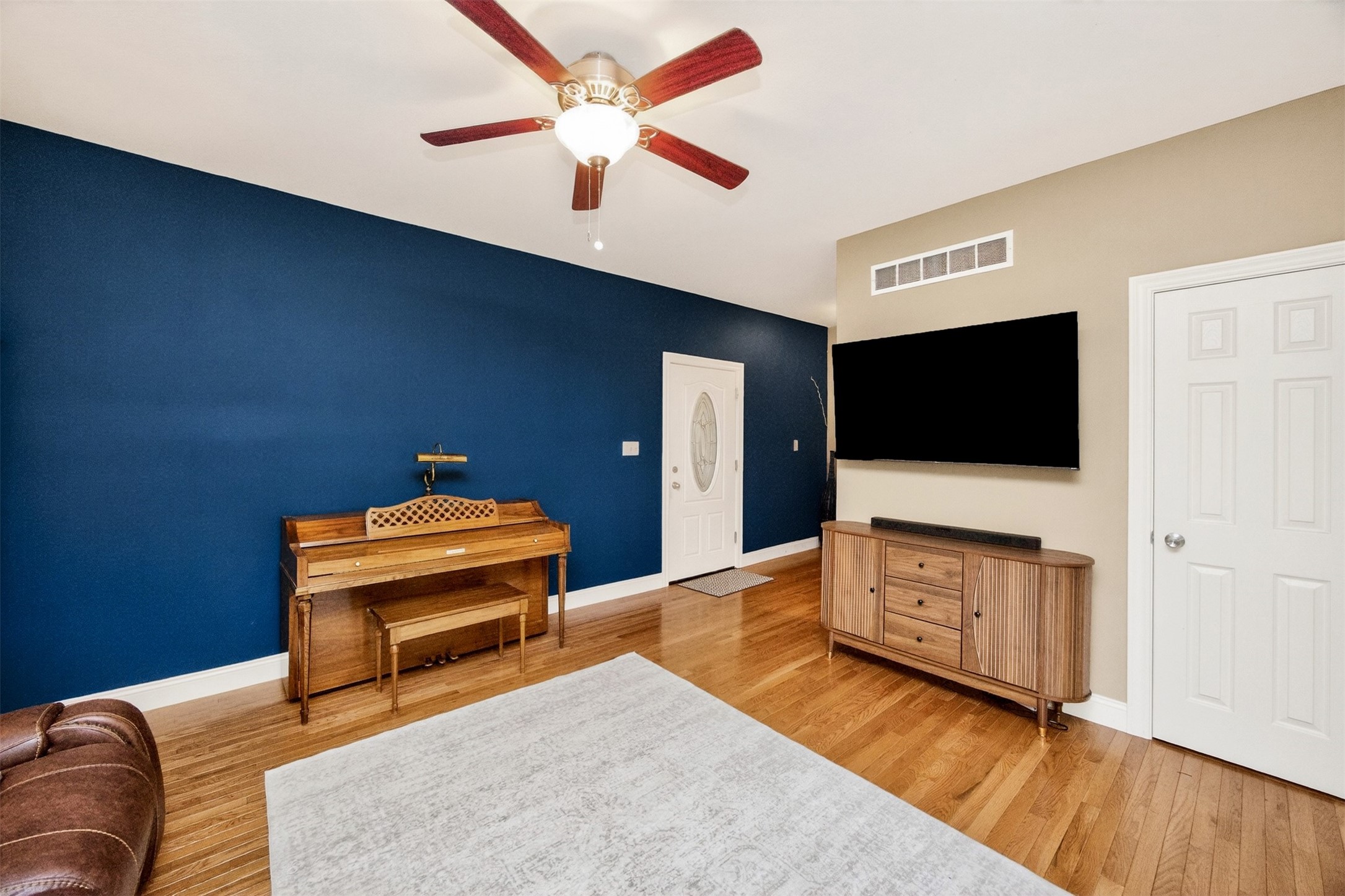2525 Beaver Avenue Property Photo 5