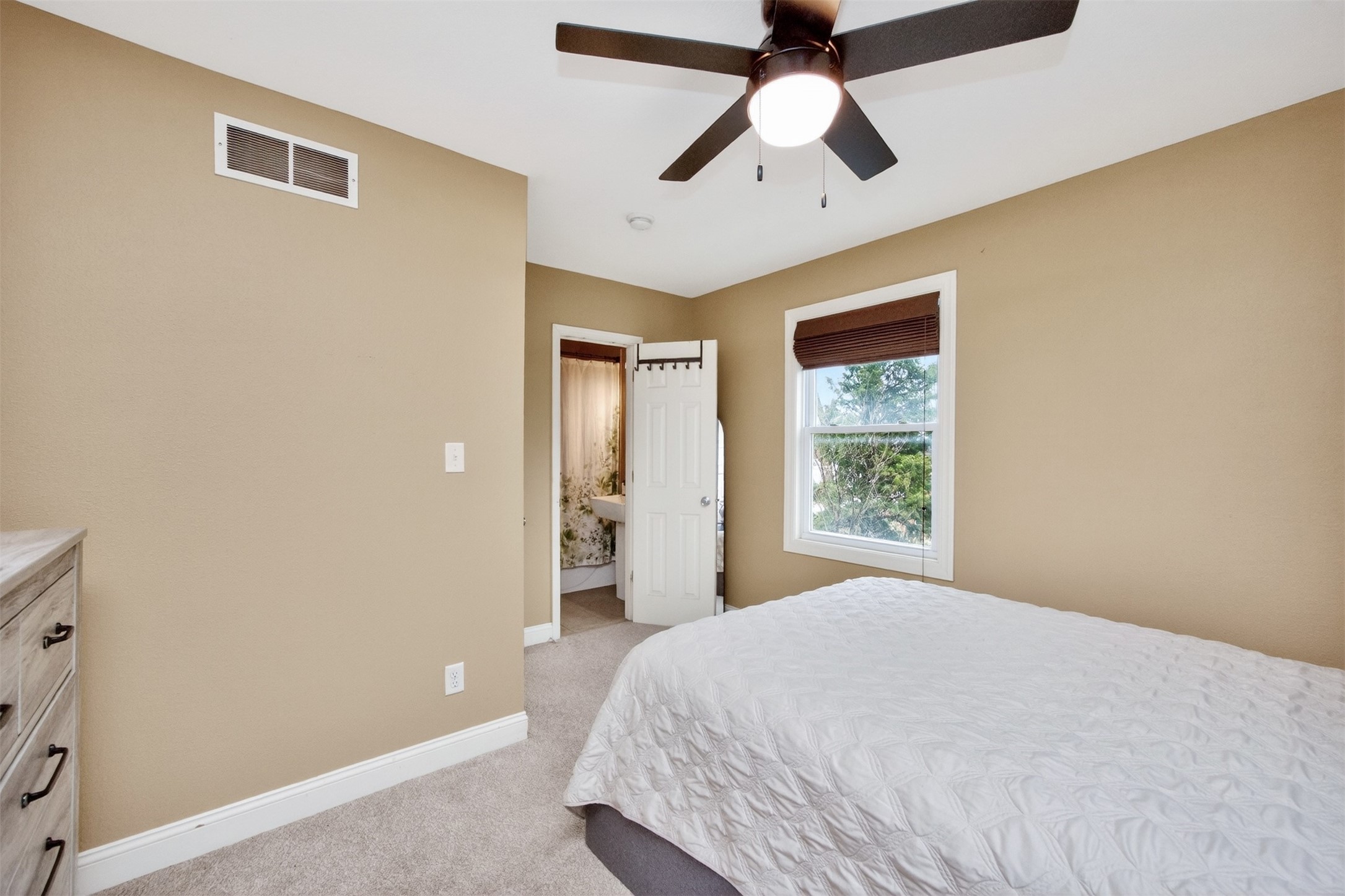 2525 Beaver Avenue Property Photo 15