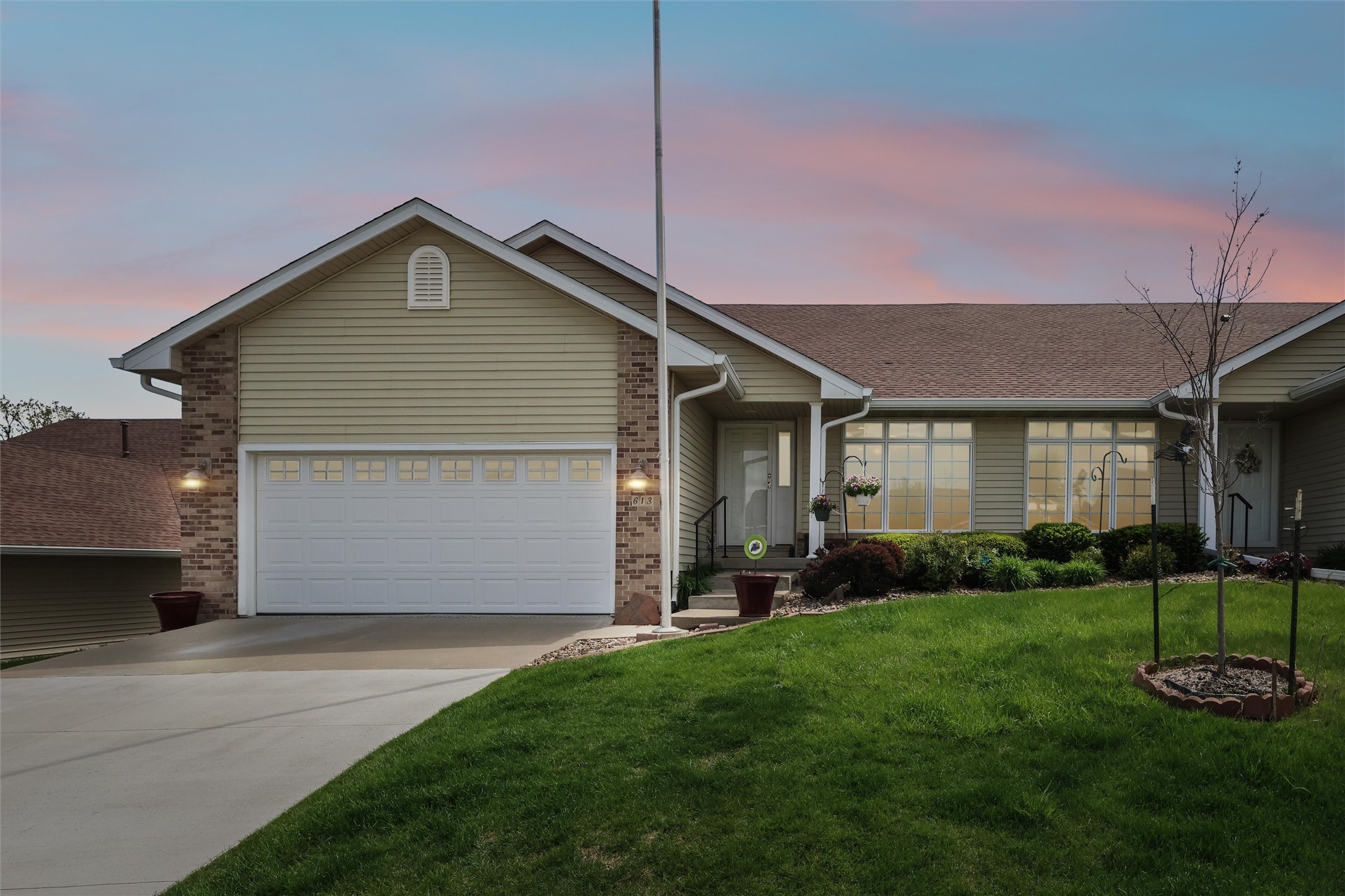 613 Trail Ridge Road Property Photo 1