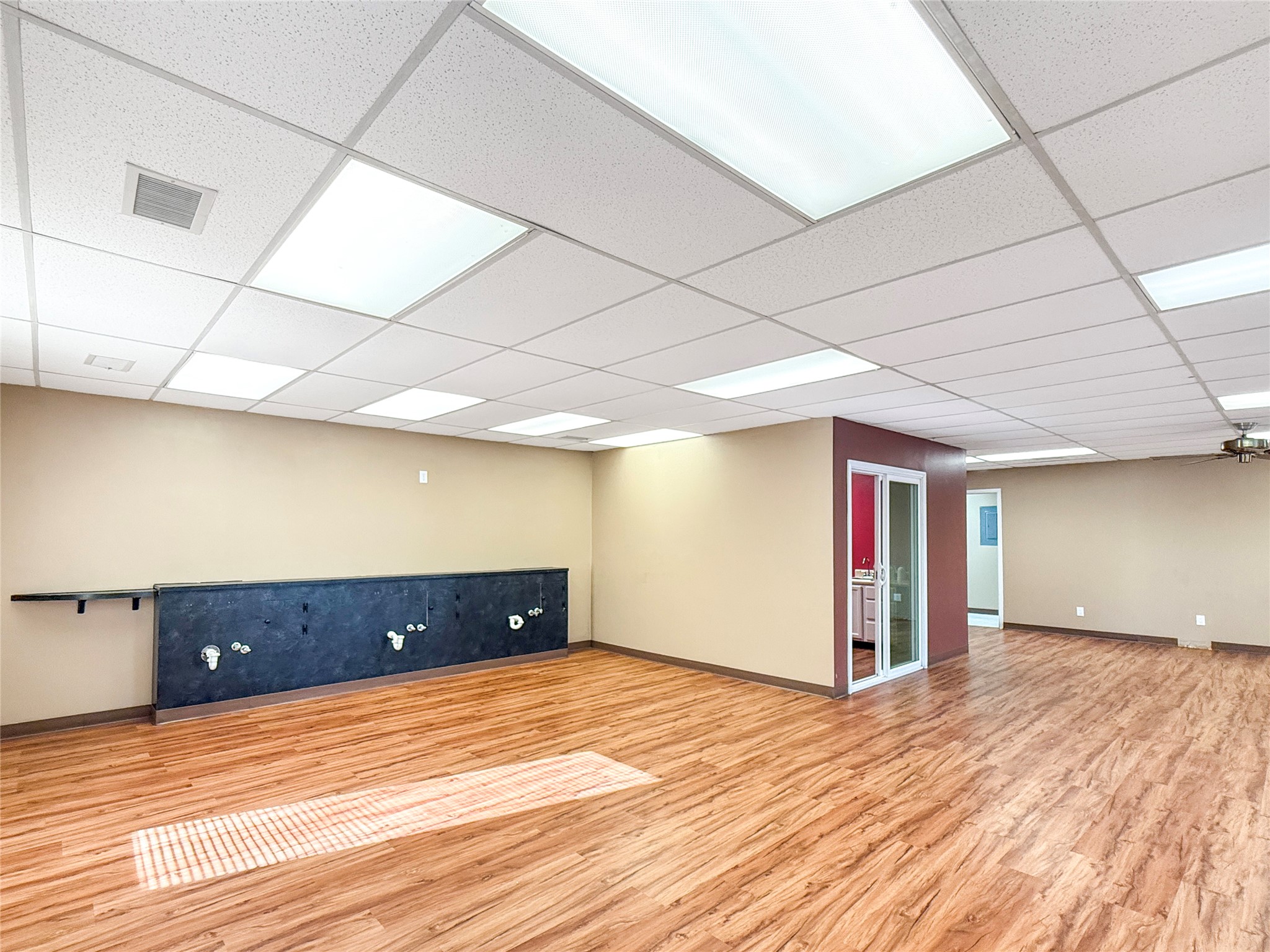 8365 University Boulevard A Property Photo 5
