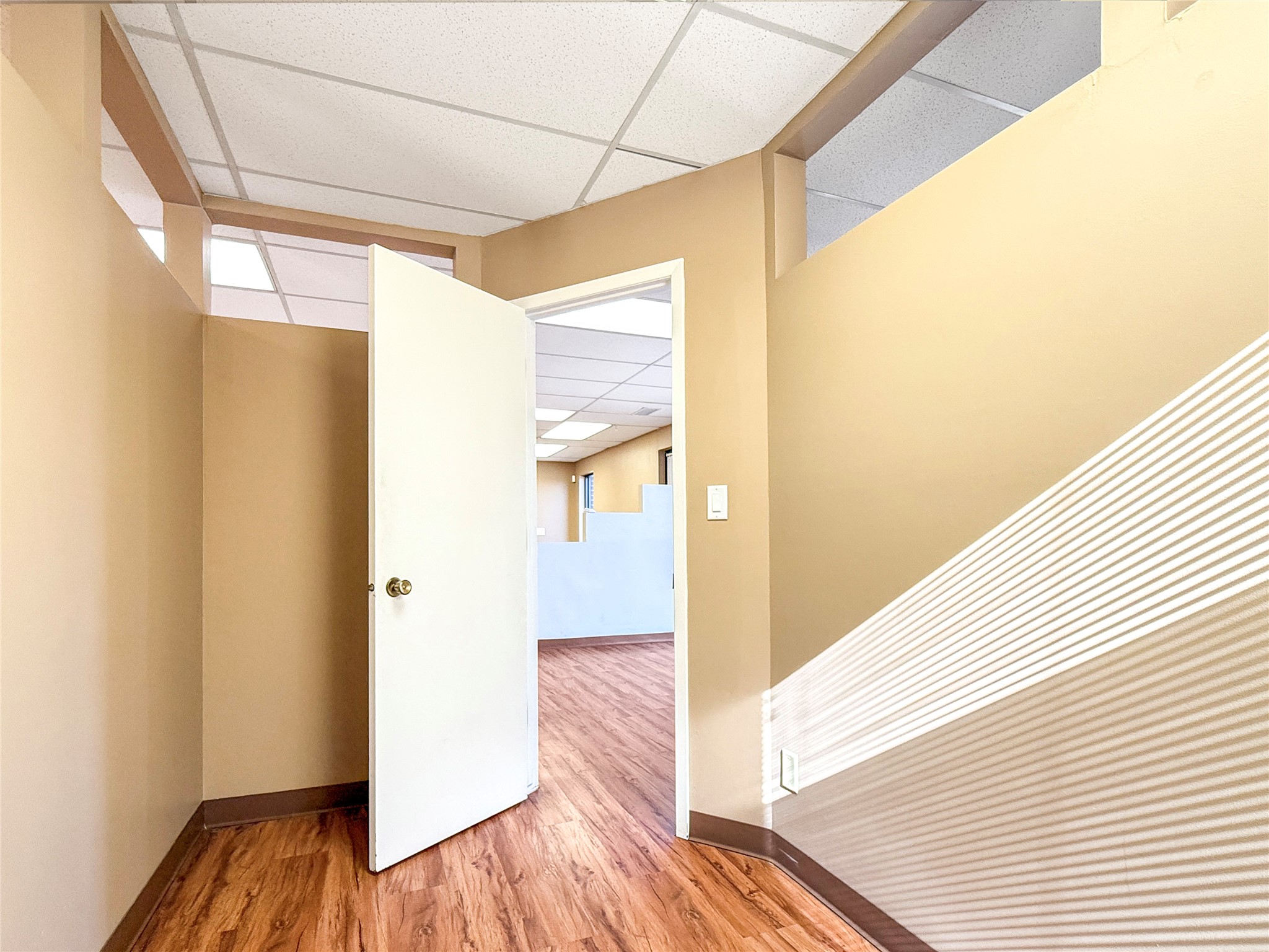 8365 University Boulevard A Property Photo 10
