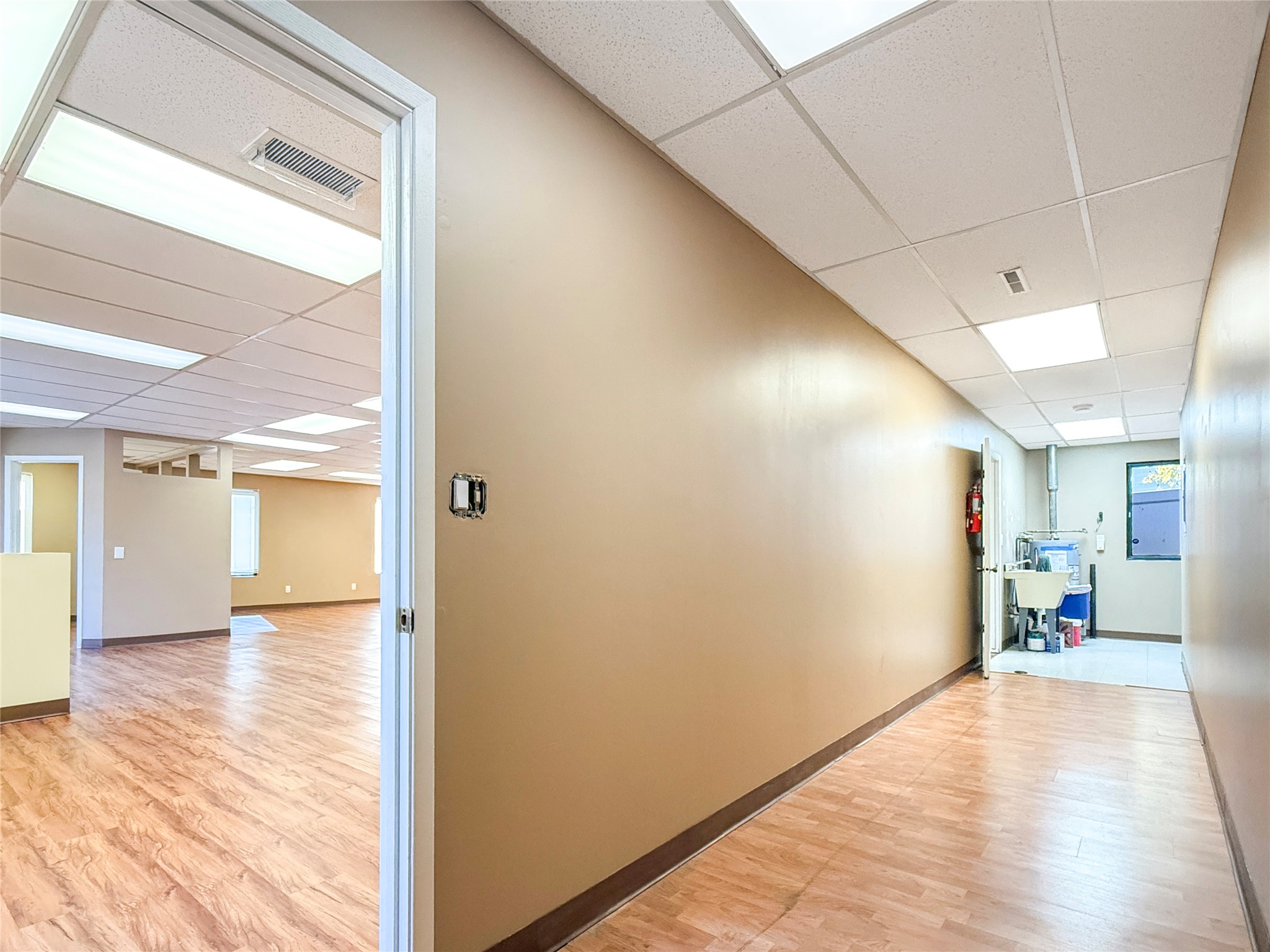 8365 University Boulevard A Property Photo 16
