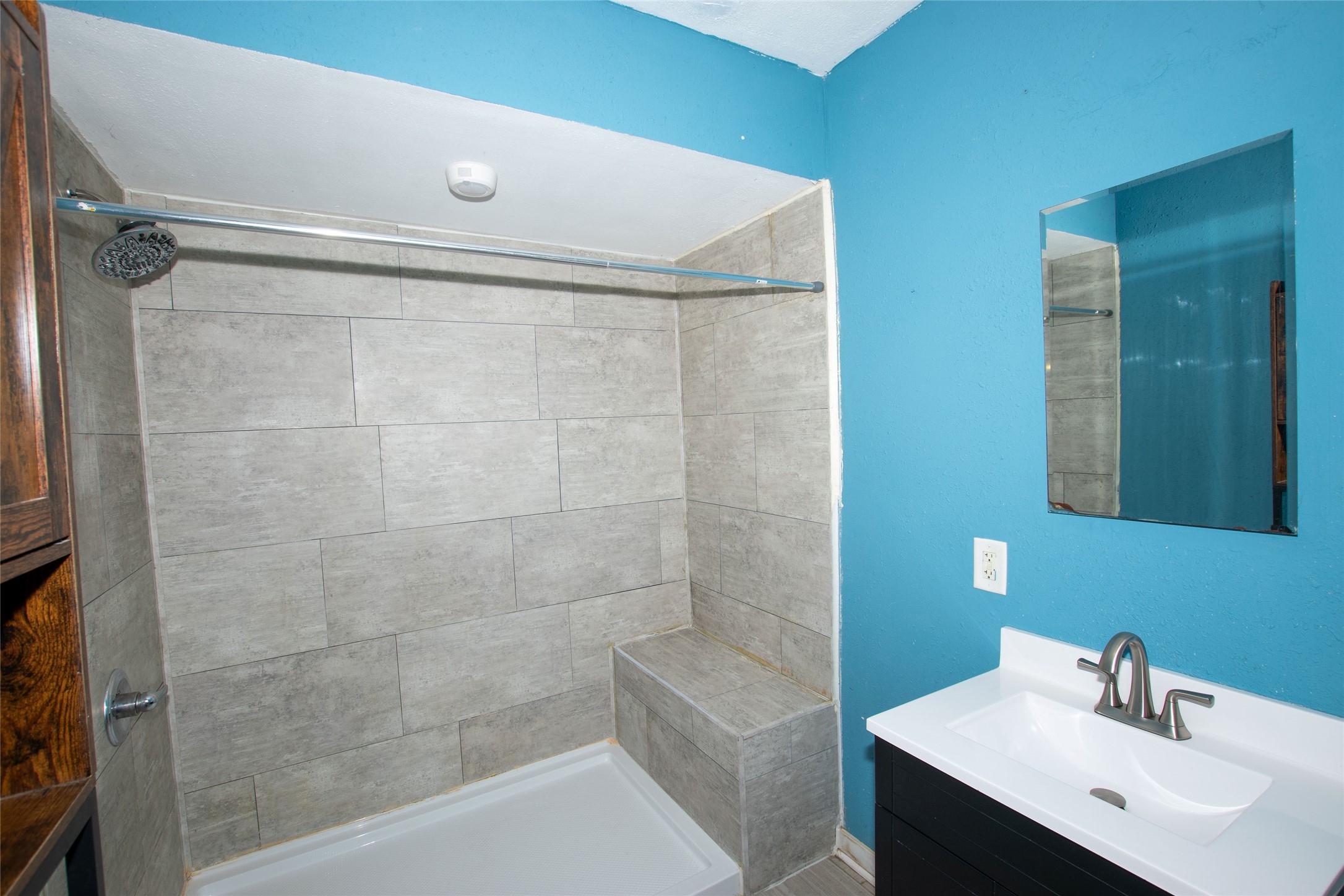 3203 Cambridge Street Property Photo 9