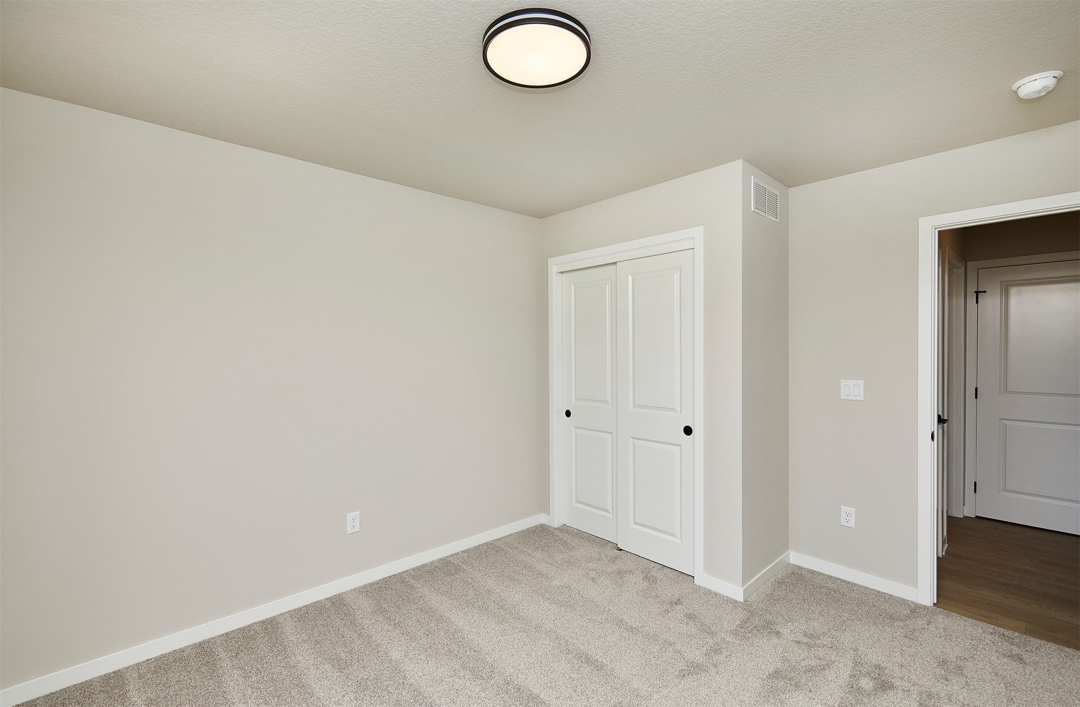 4407 Ne 7th Street Property Photo 28