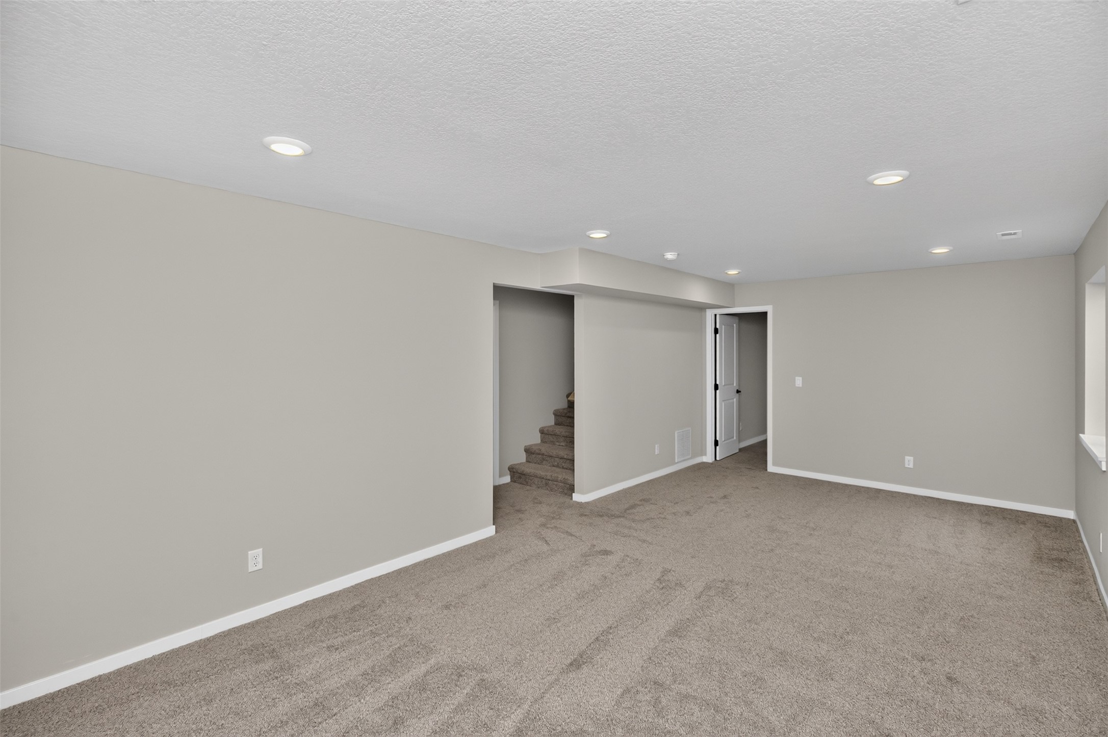 4403 Ne 7th Street Property Photo 28