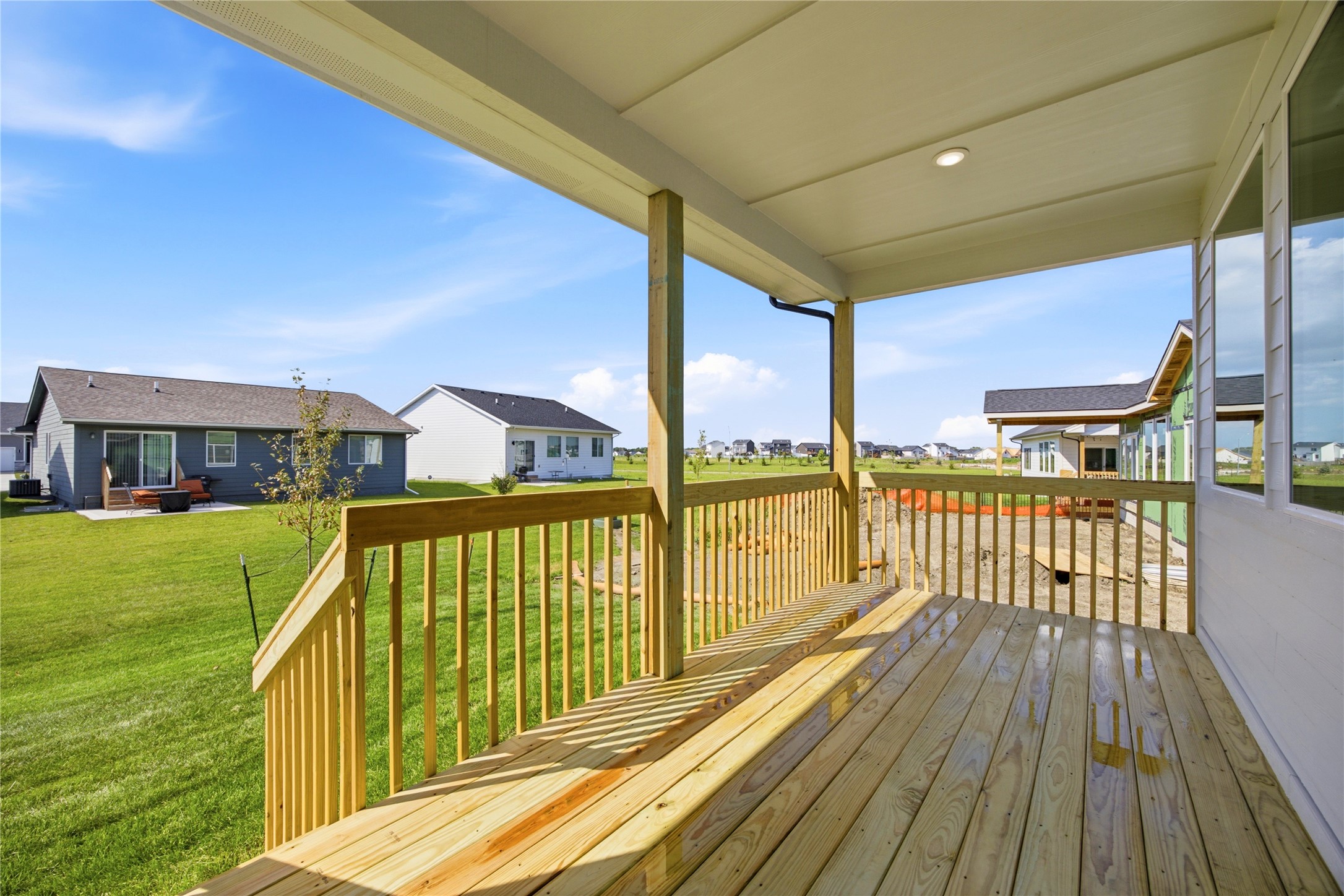 425 Nw Ryder Drive Property Photo 3