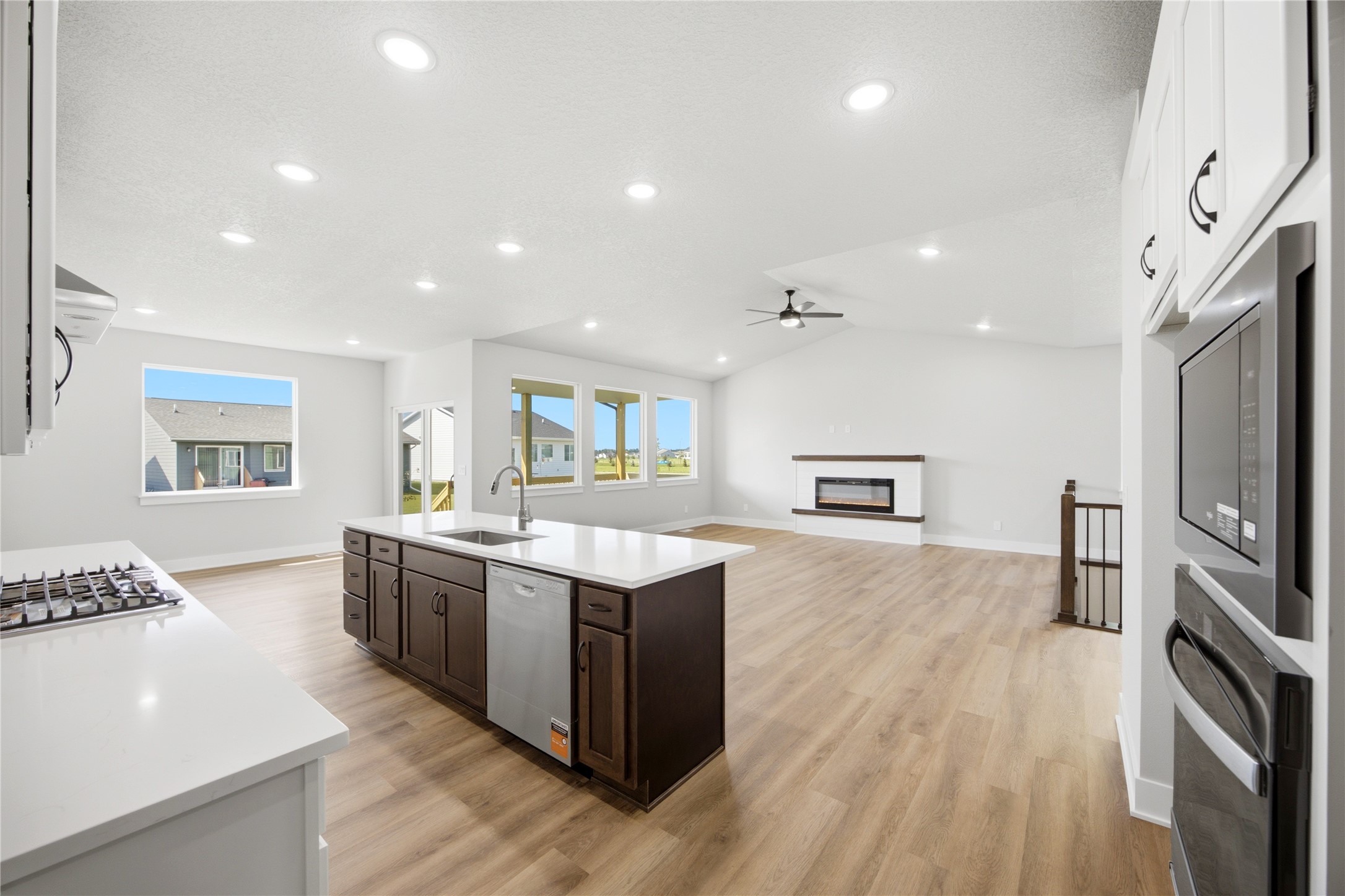 425 Nw Ryder Drive Property Photo 13