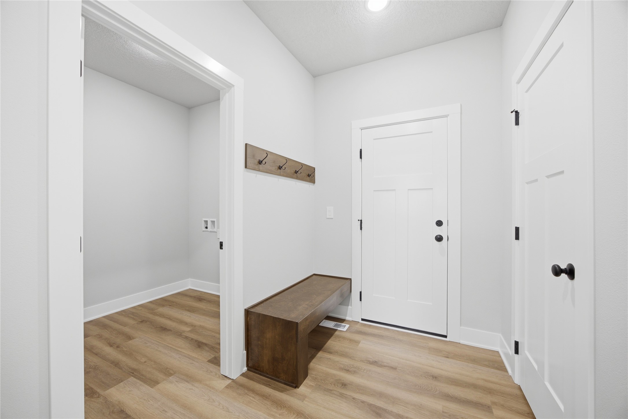 425 Nw Ryder Drive Property Photo 16