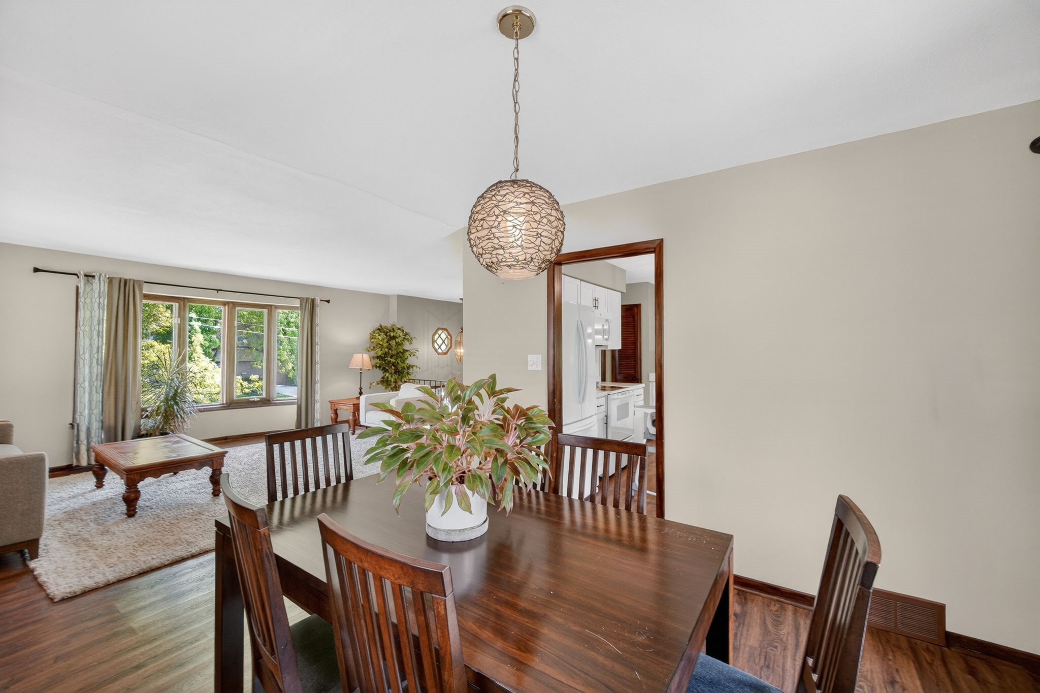 324 58th Place Property Photo 12