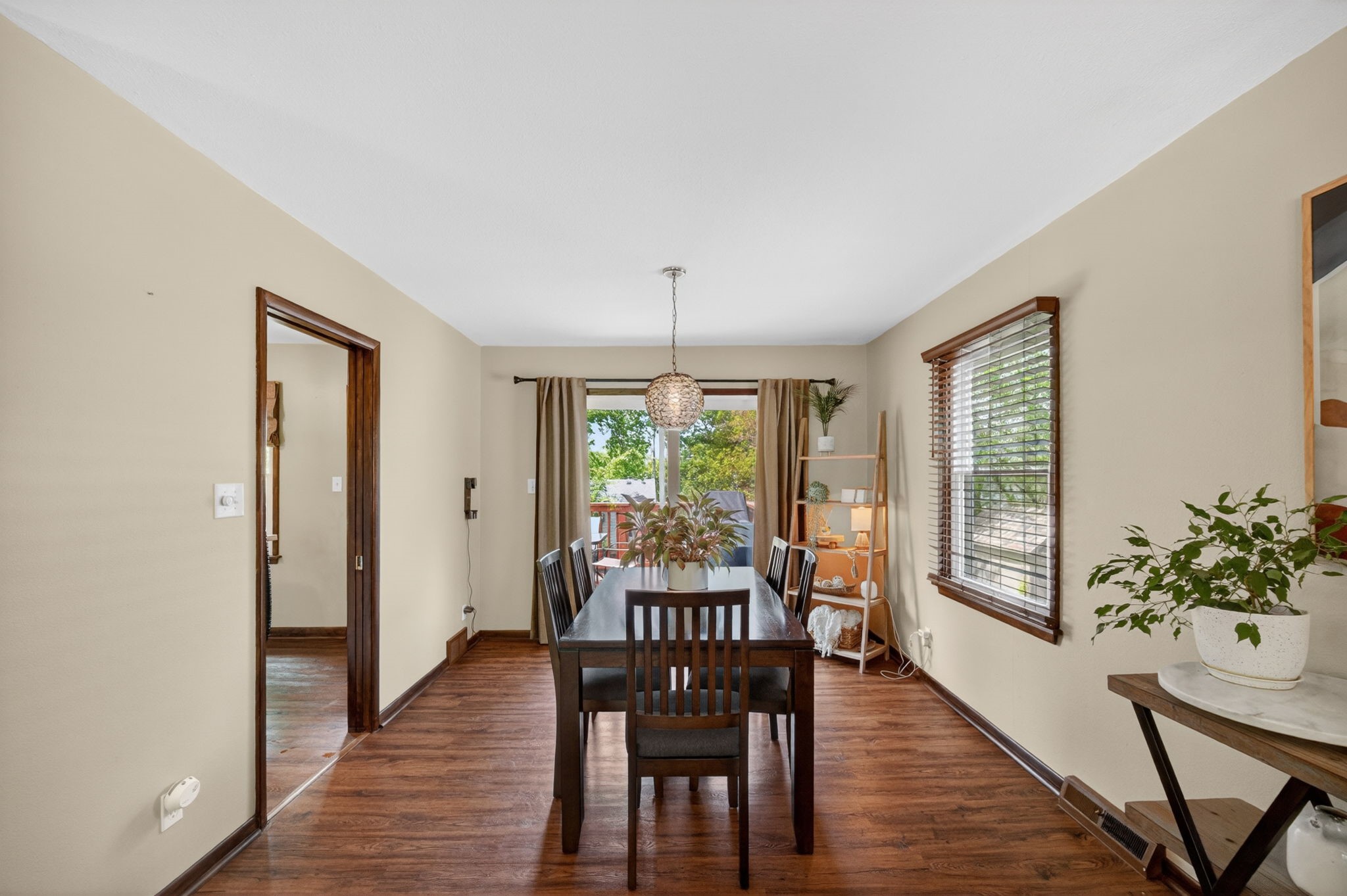 324 58th Place Property Photo 13
