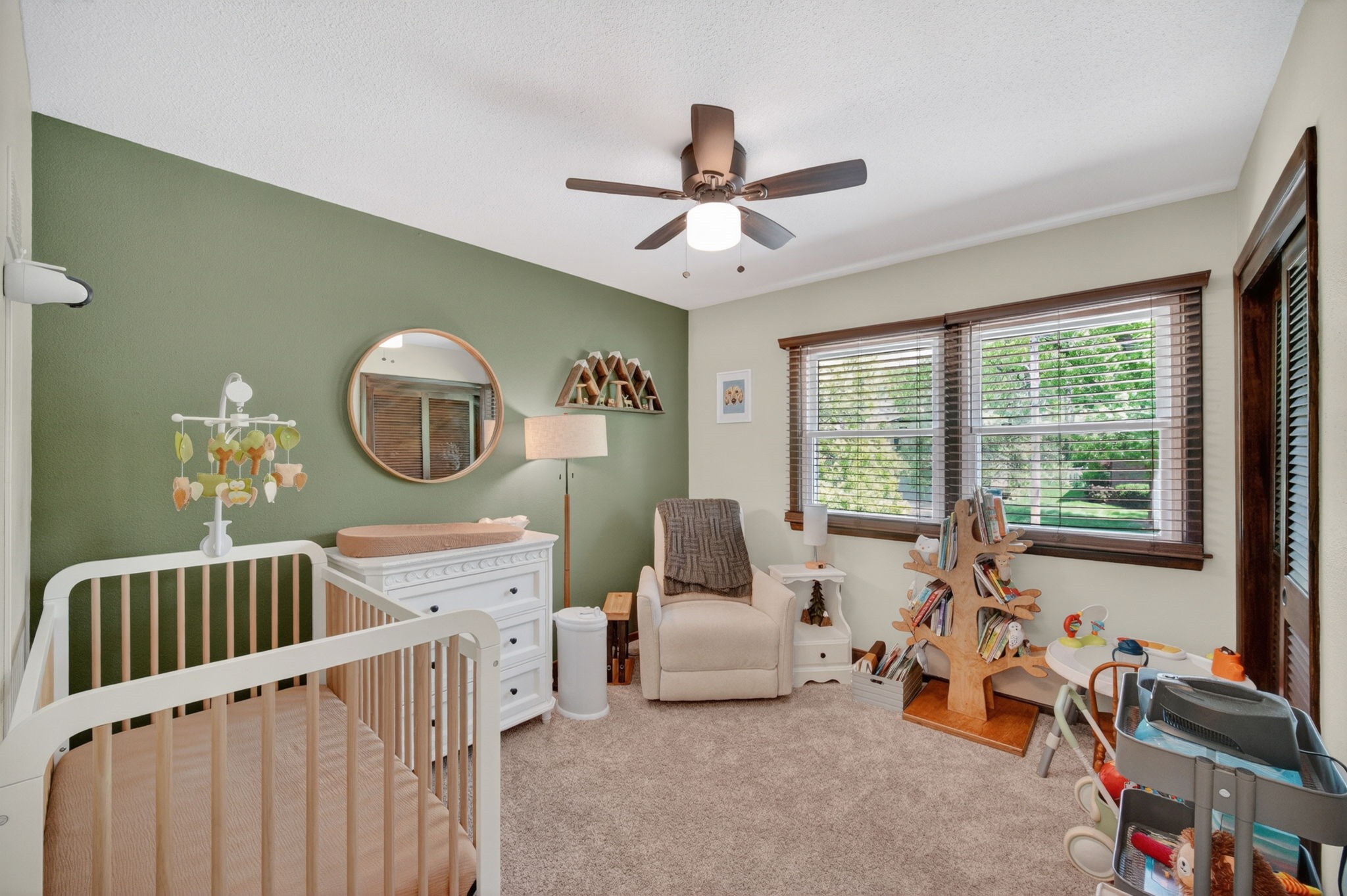 324 58th Place Property Photo 20