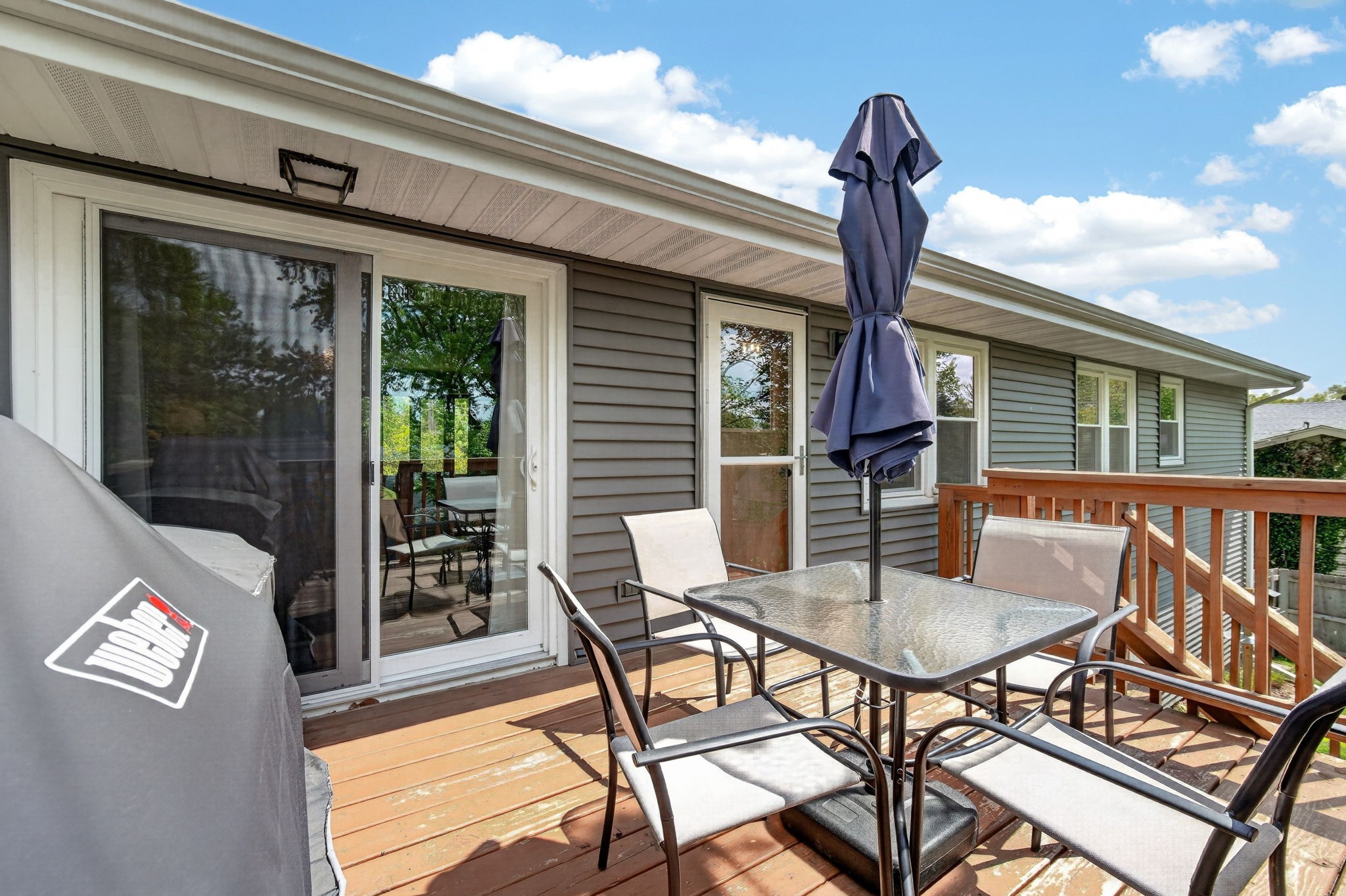 324 58th Place Property Photo 32