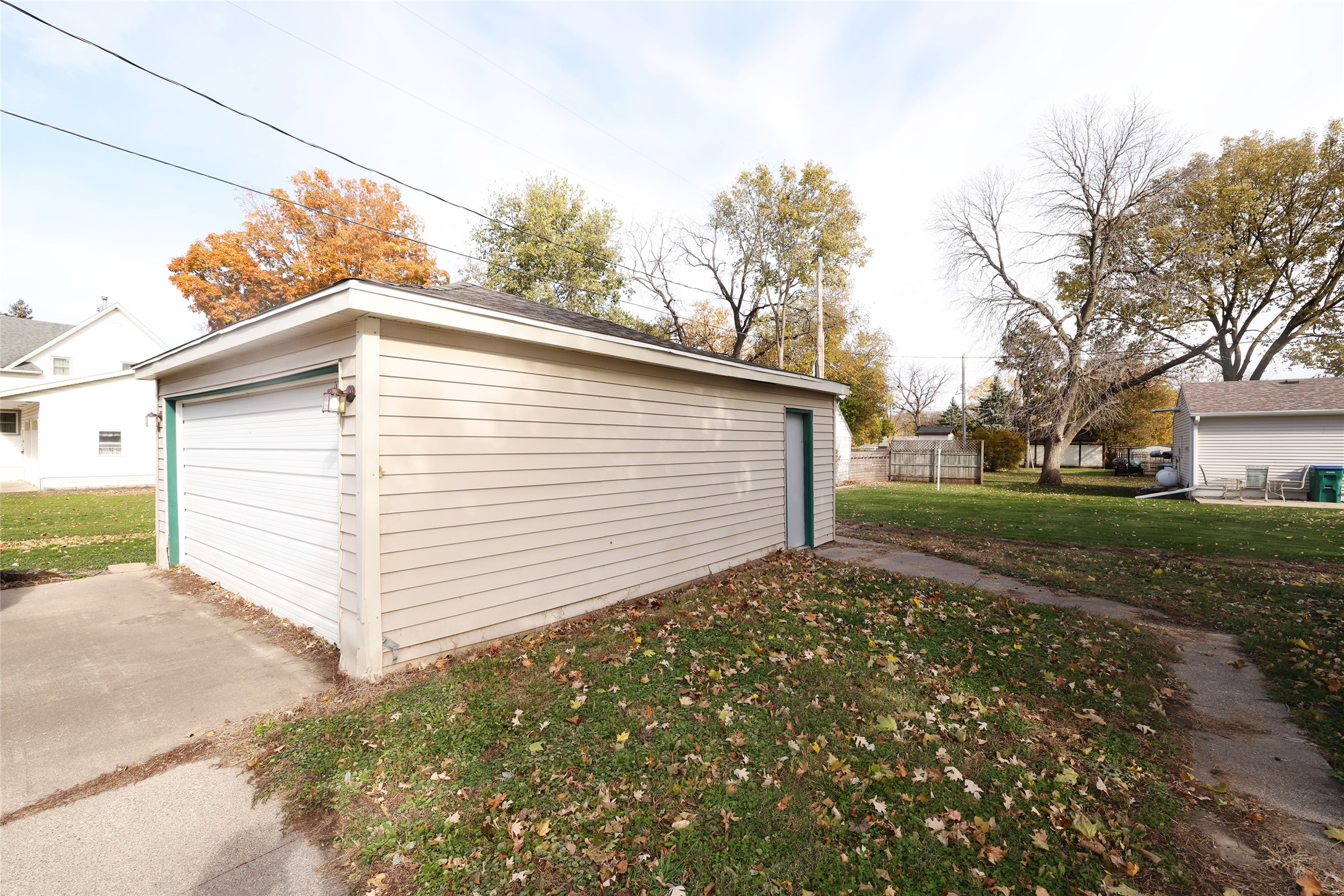 645 Ohio Street Property Photo 5