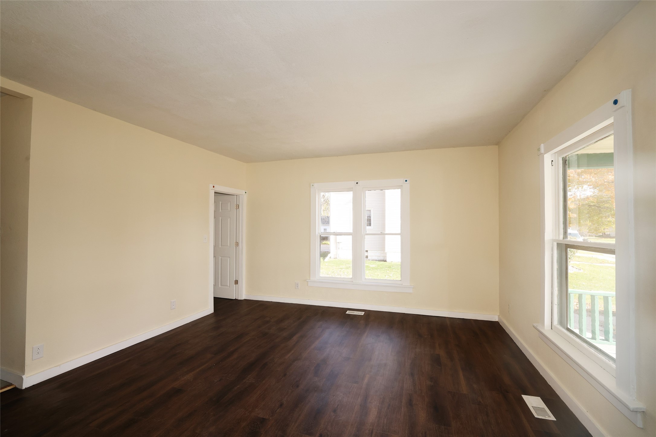 645 Ohio Street Property Photo 11