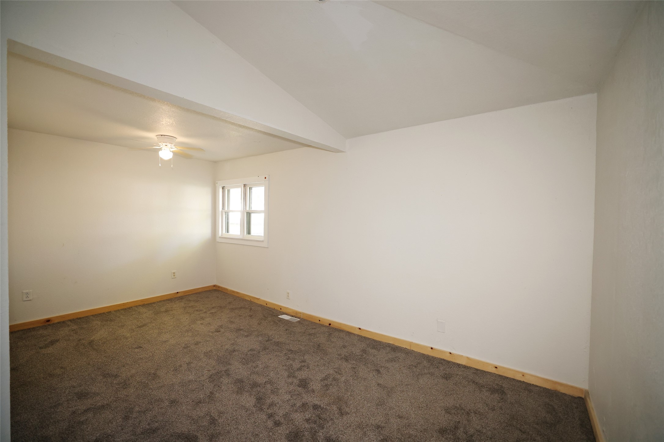 645 Ohio Street Property Photo 23