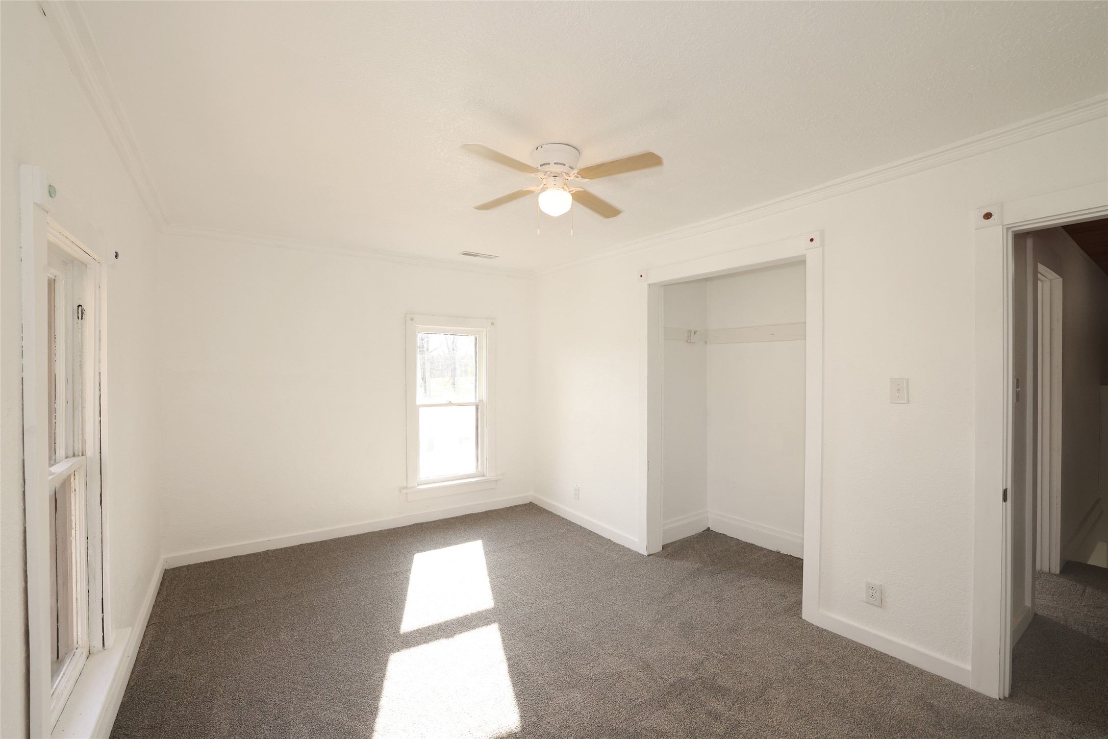 645 Ohio Street Property Photo 31