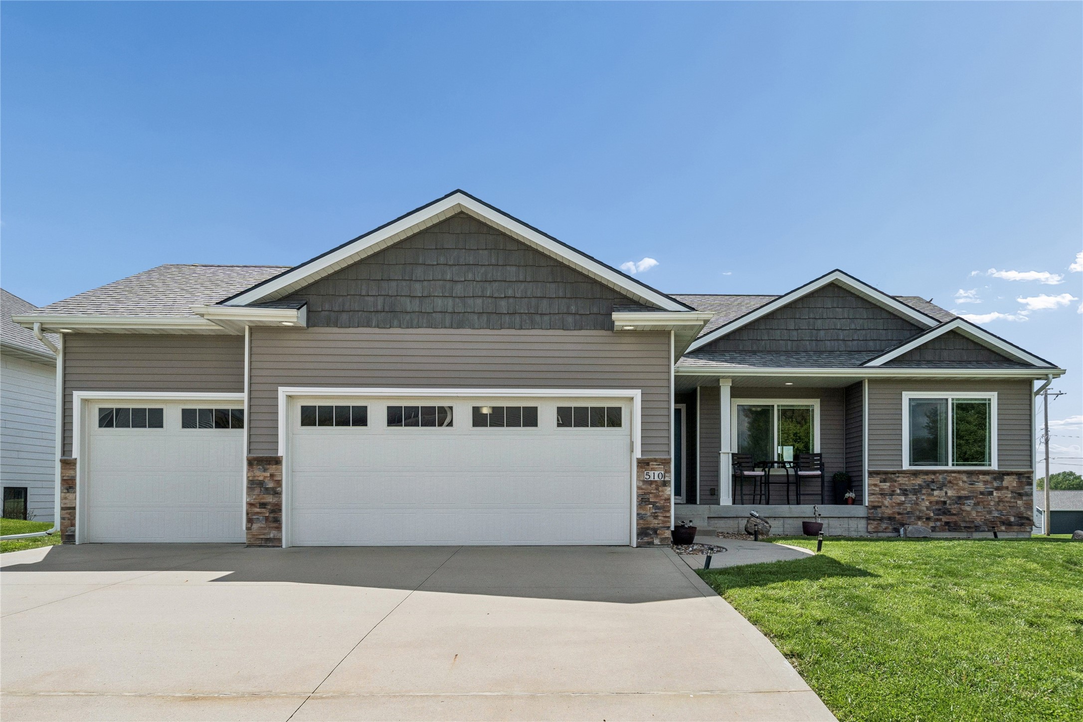 510 Big Bluestem Drive Property Photo 1
