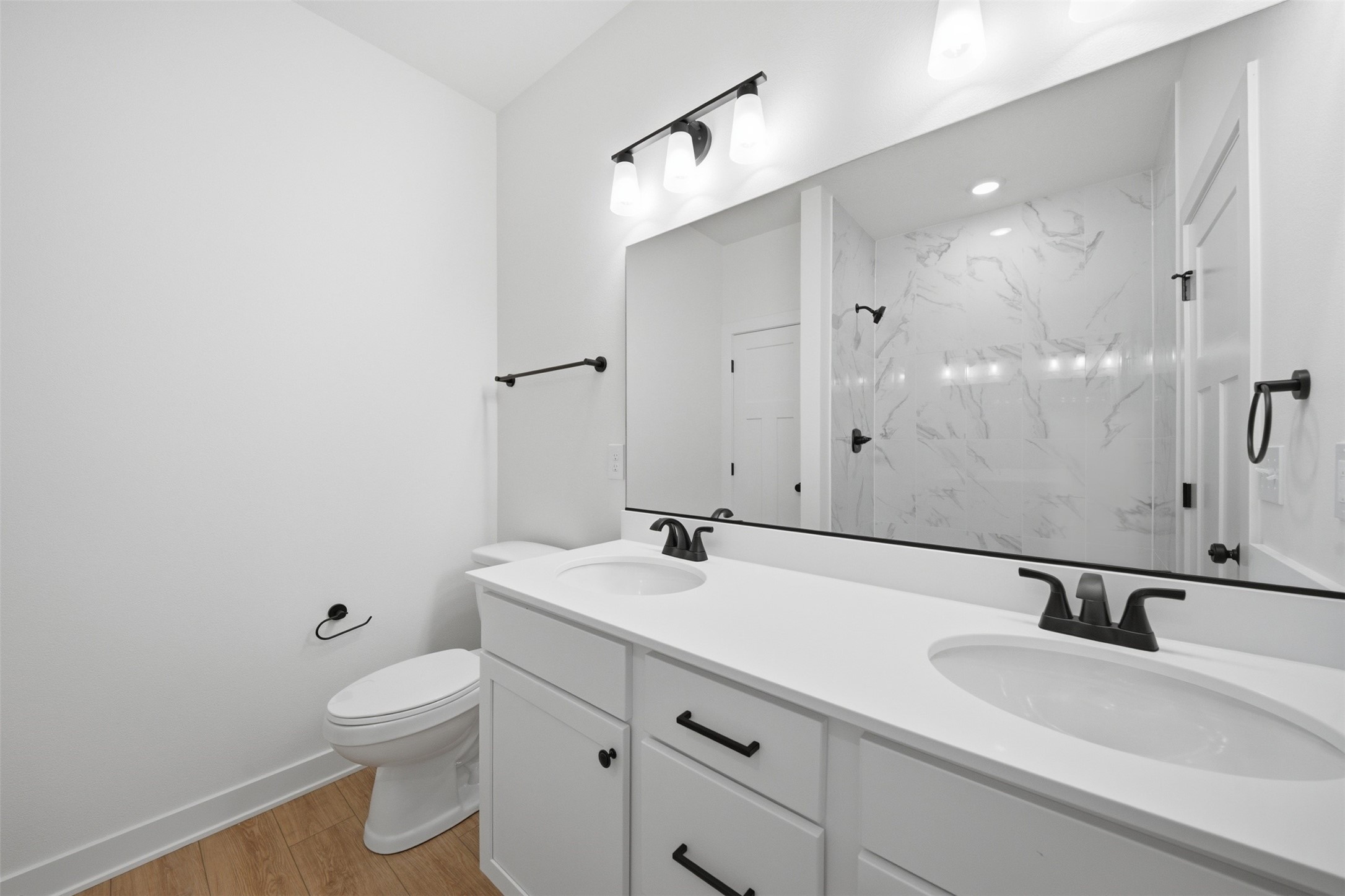 885 11th Street Property Photo 14