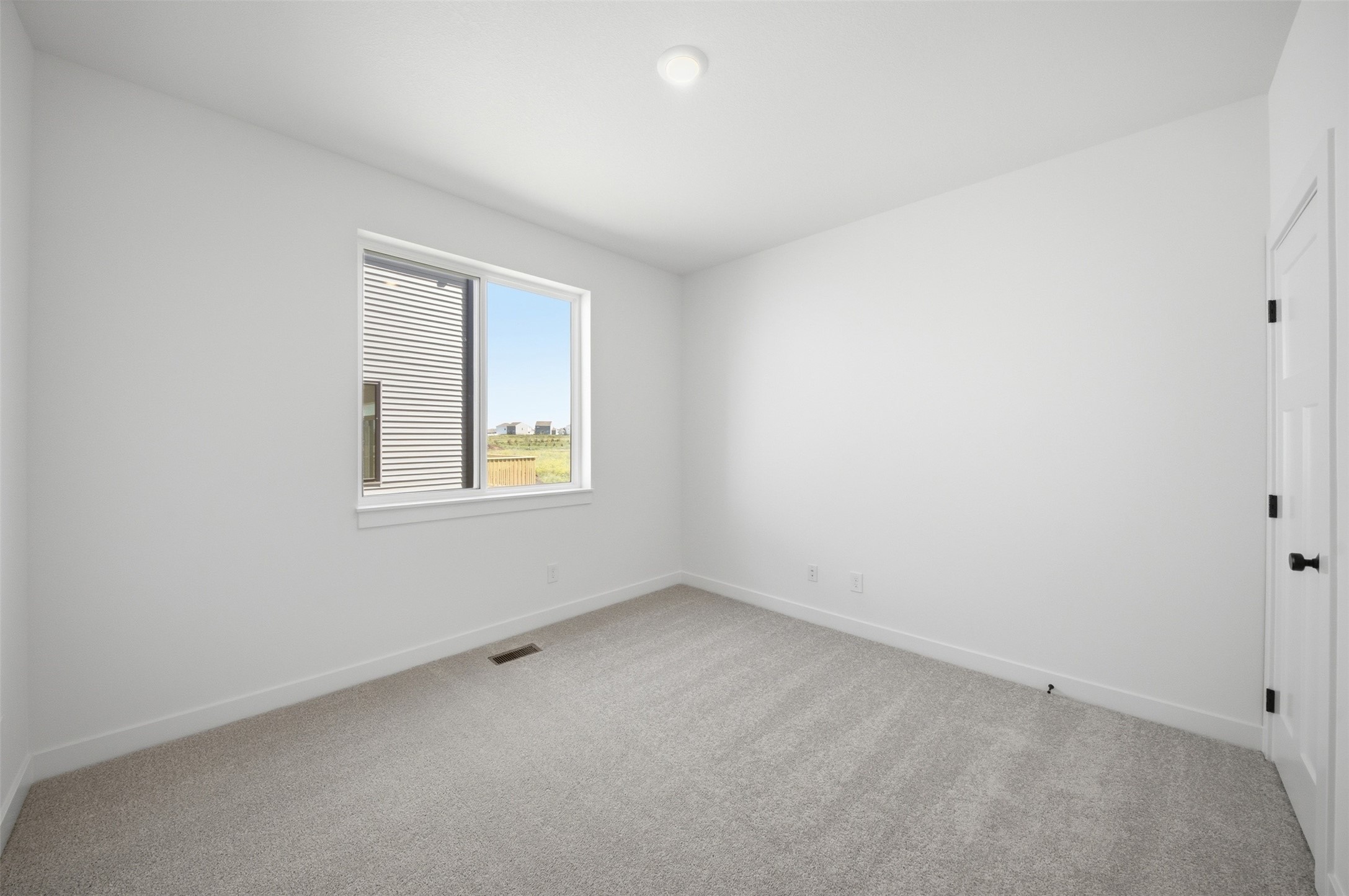 885 11th Street Property Photo 16