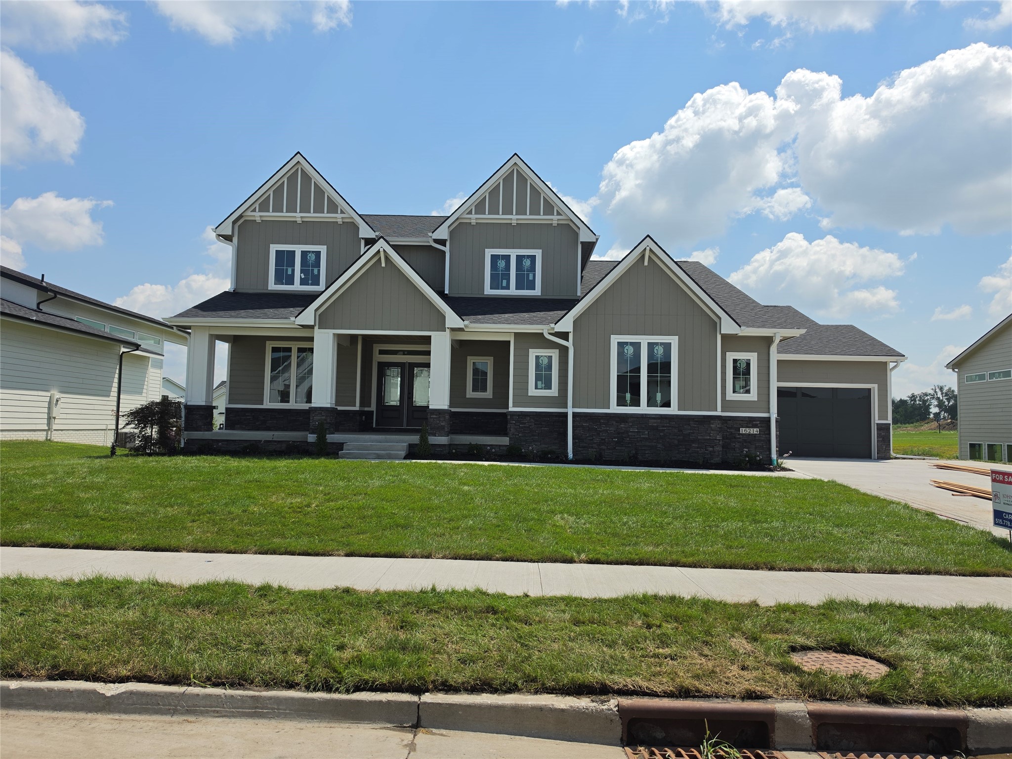 16214 Sharon Drive Property Photo 1