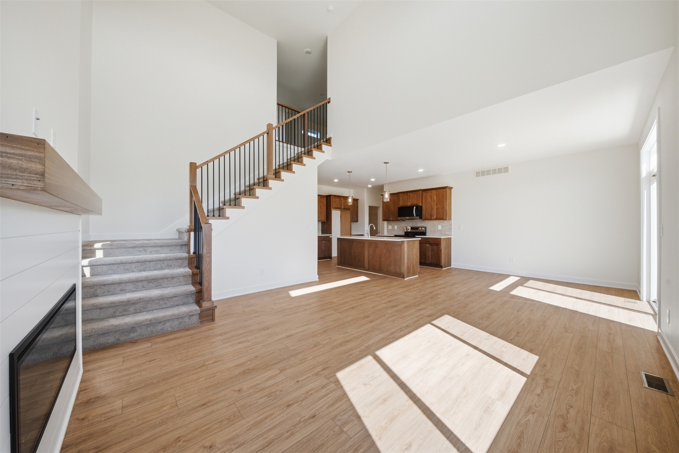 895 11th Street Property Photo 8