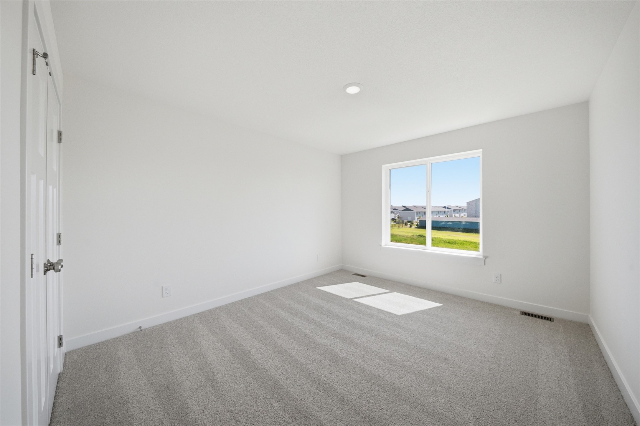 895 11th Street Property Photo 23