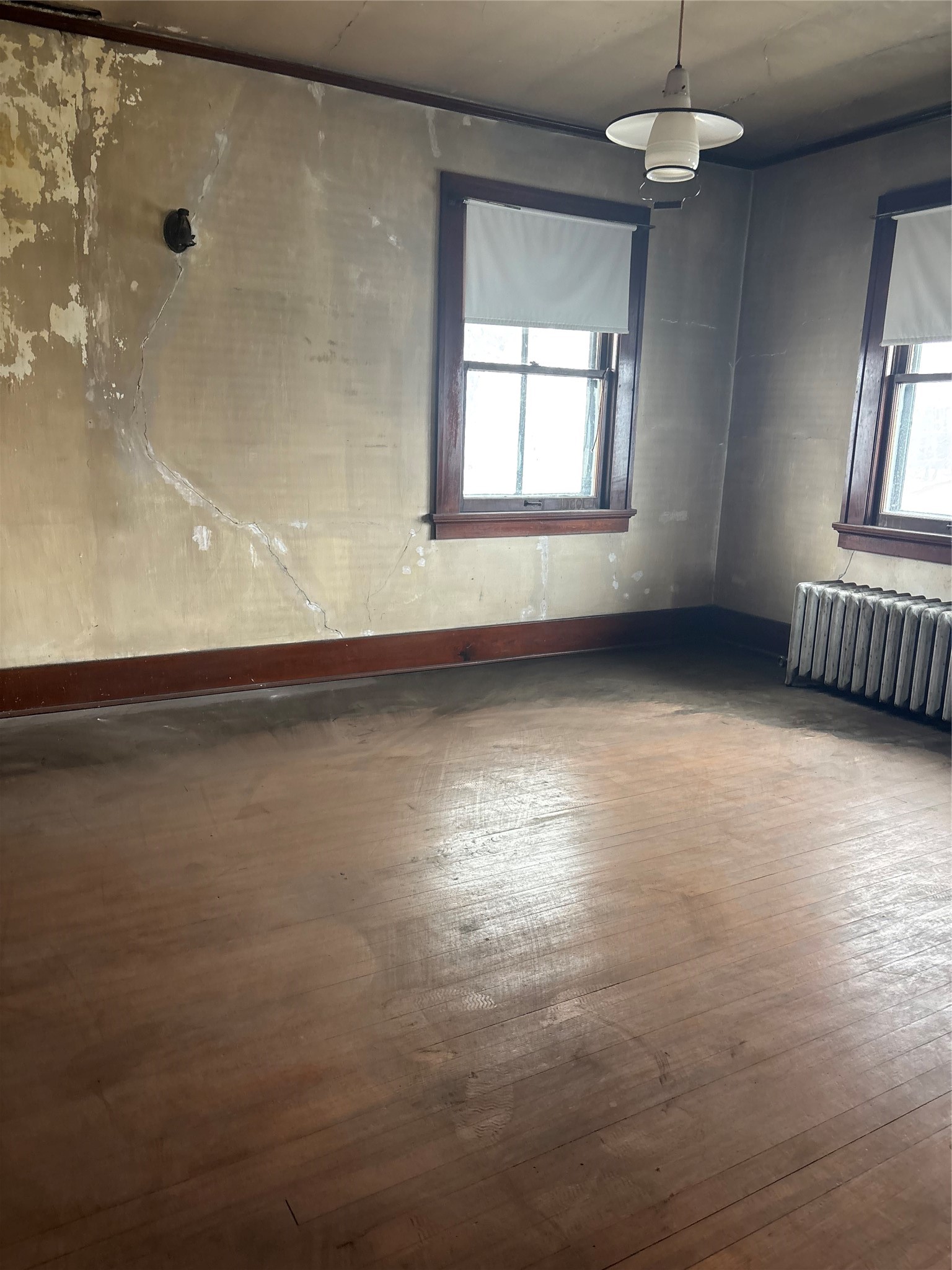 211 S Maple Street Property Photo 20