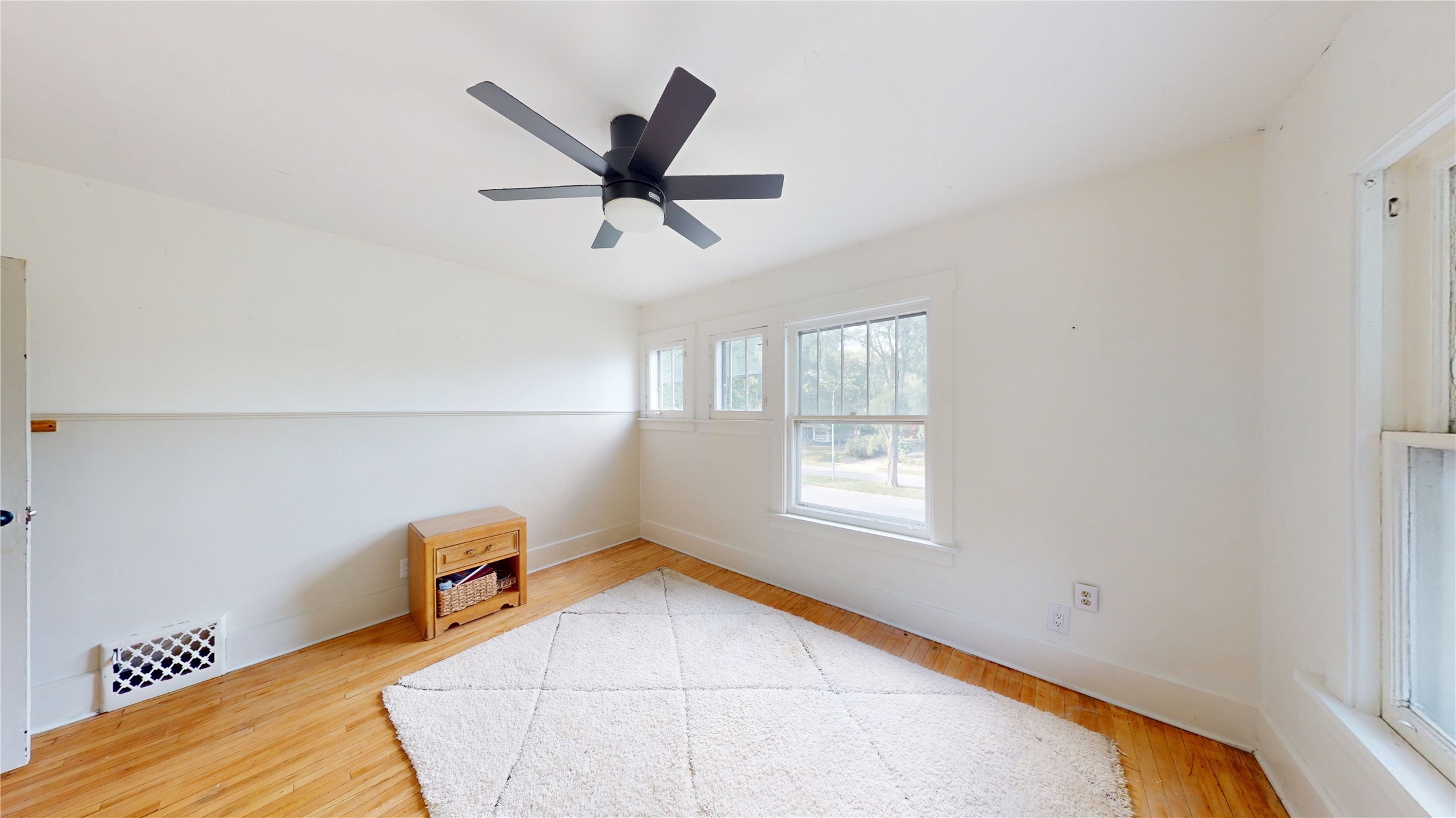 4504 Kingman Boulevard Property Photo 21