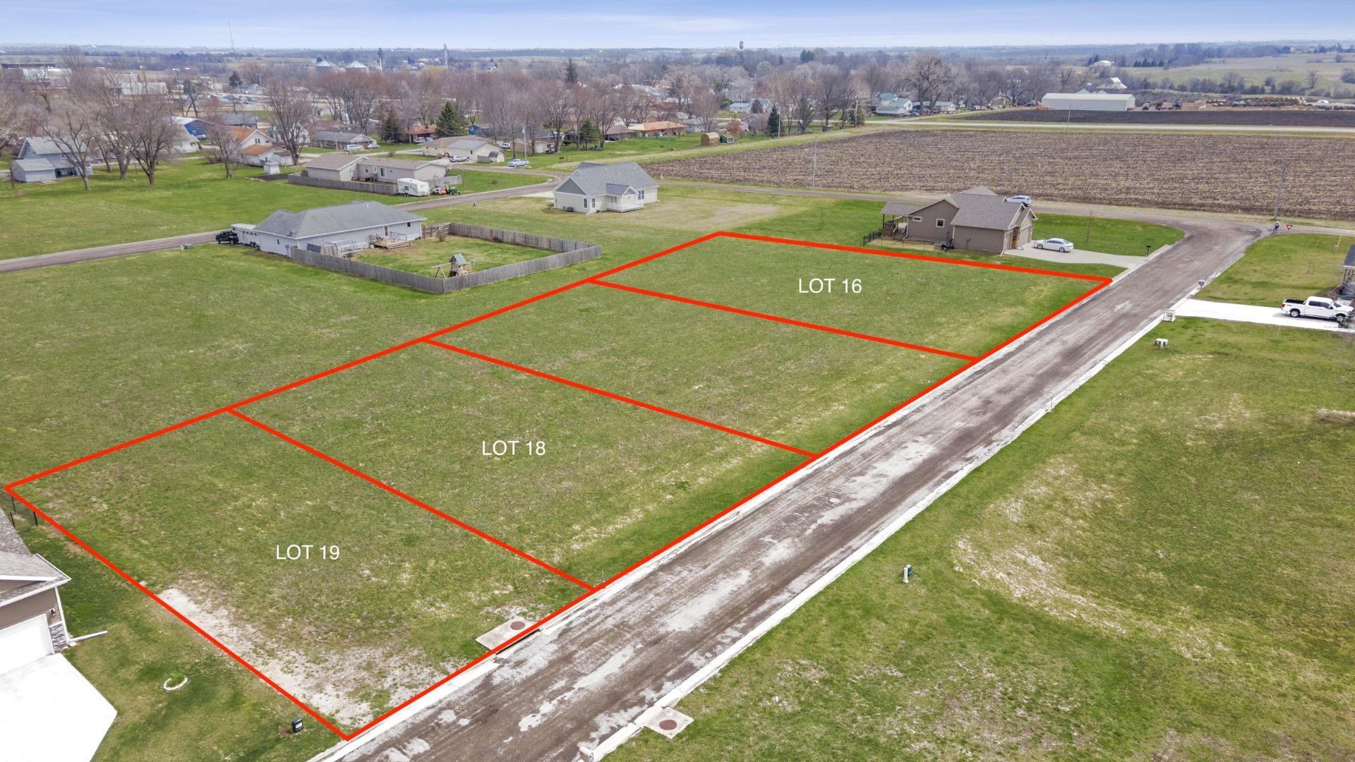 410 Scenic Drive Property Photo 1