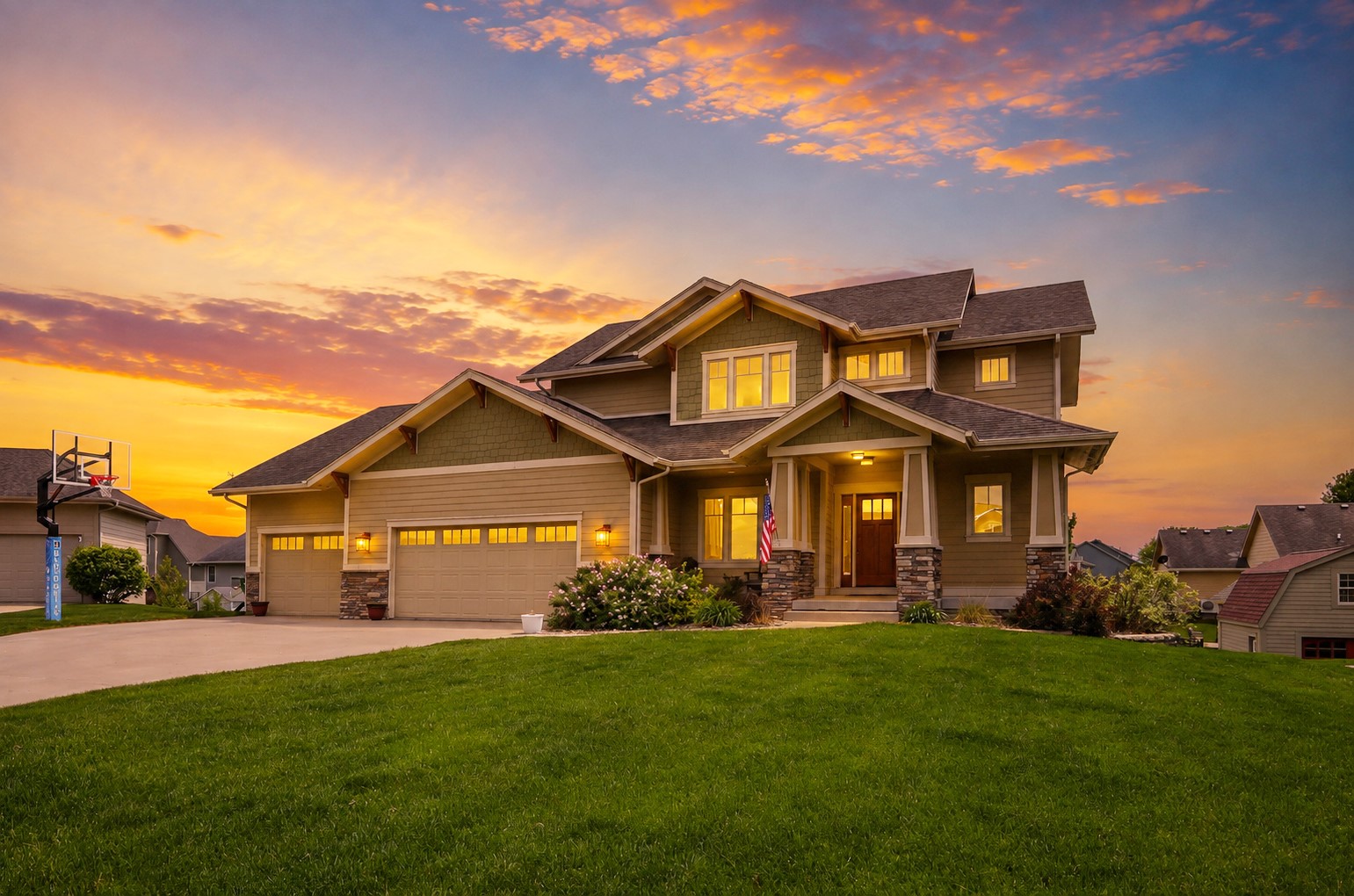 422 Stonegate Court SW