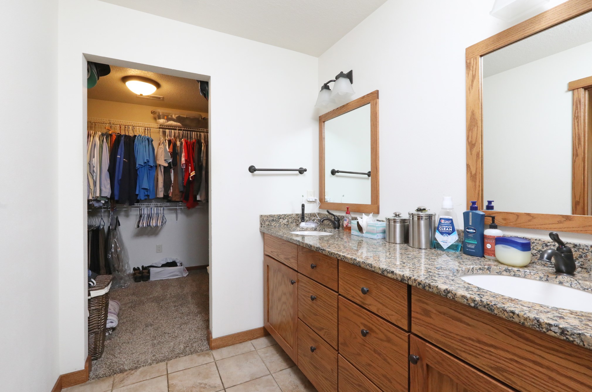 422 Stonegate Court Sw Property Photo 12