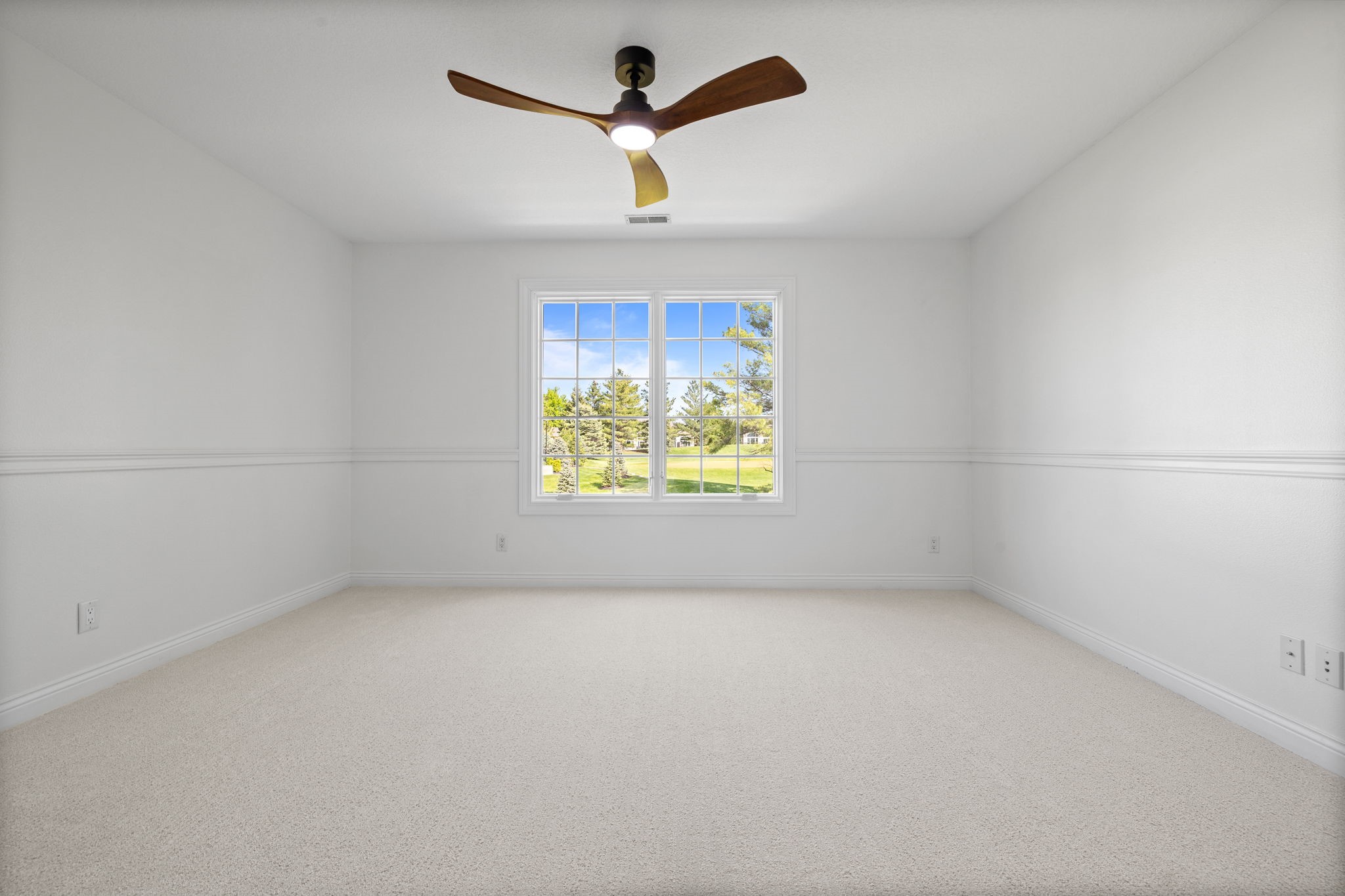 5583 Beechwood Terrace Property Photo 15