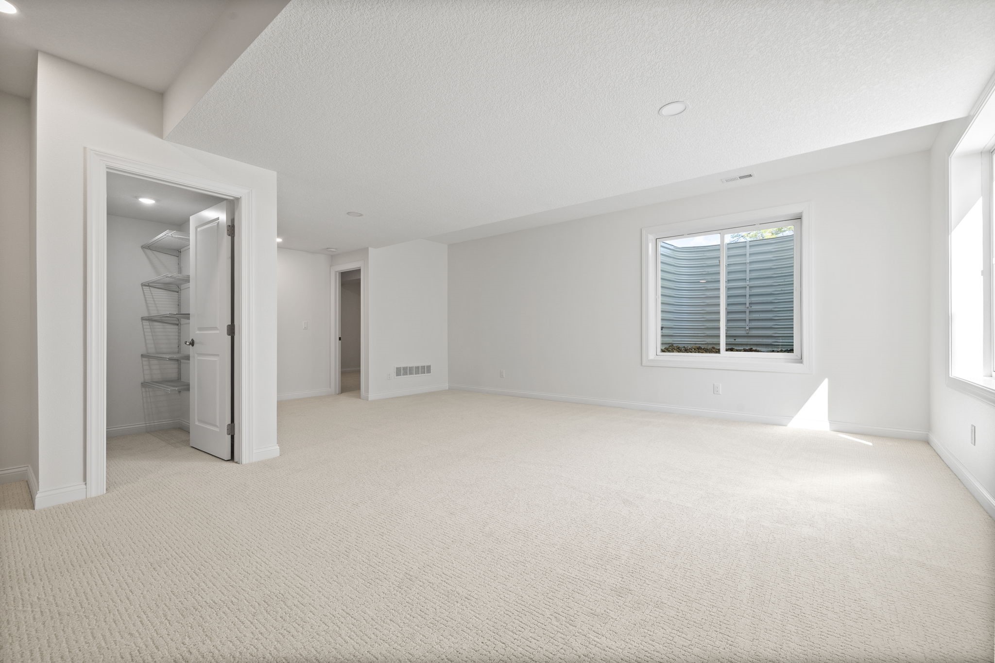 5583 Beechwood Terrace Property Photo 23