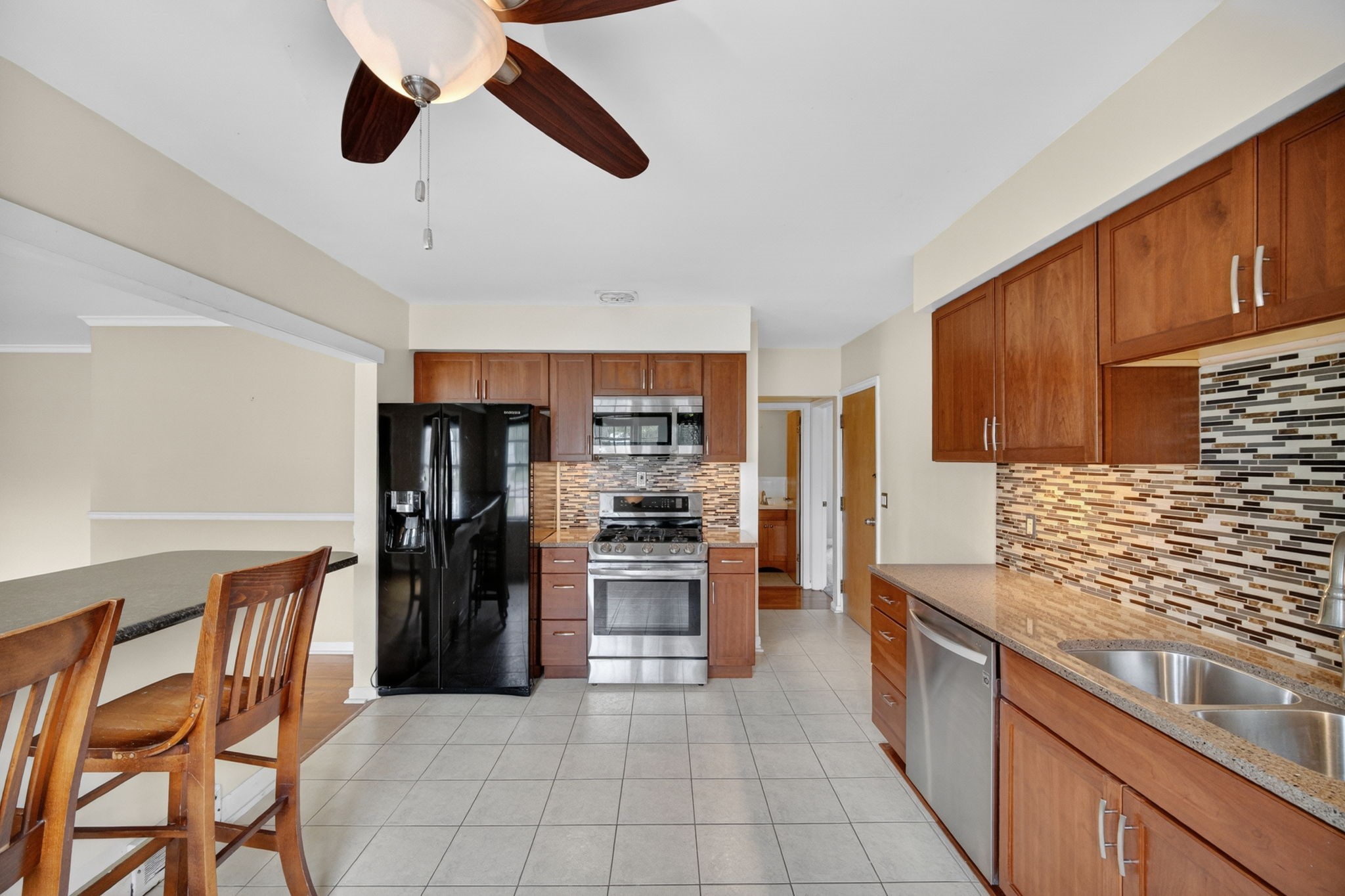 6533 Sunset Terrace Property Photo 10